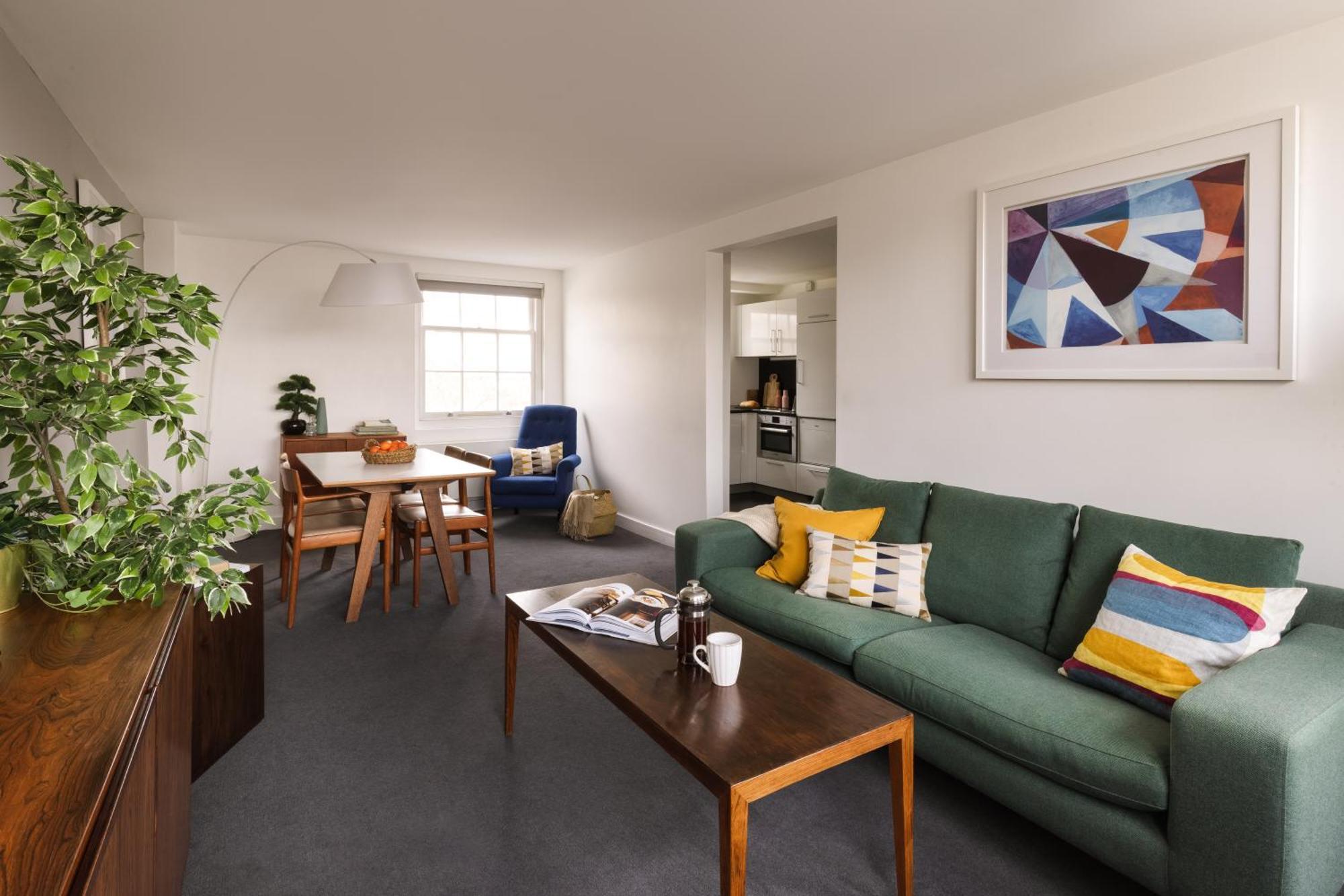 Native Hyde Park 4*