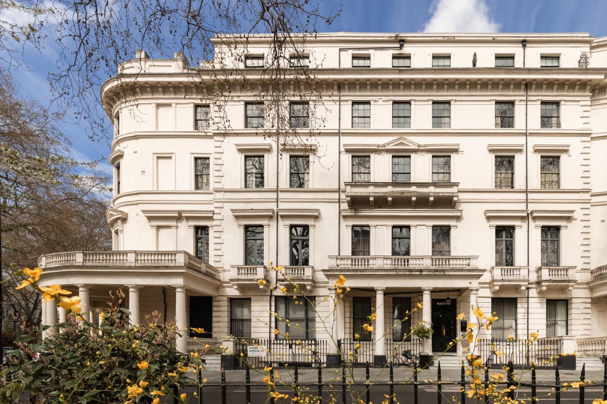 Native Hyde Park Aparthotel 4*
