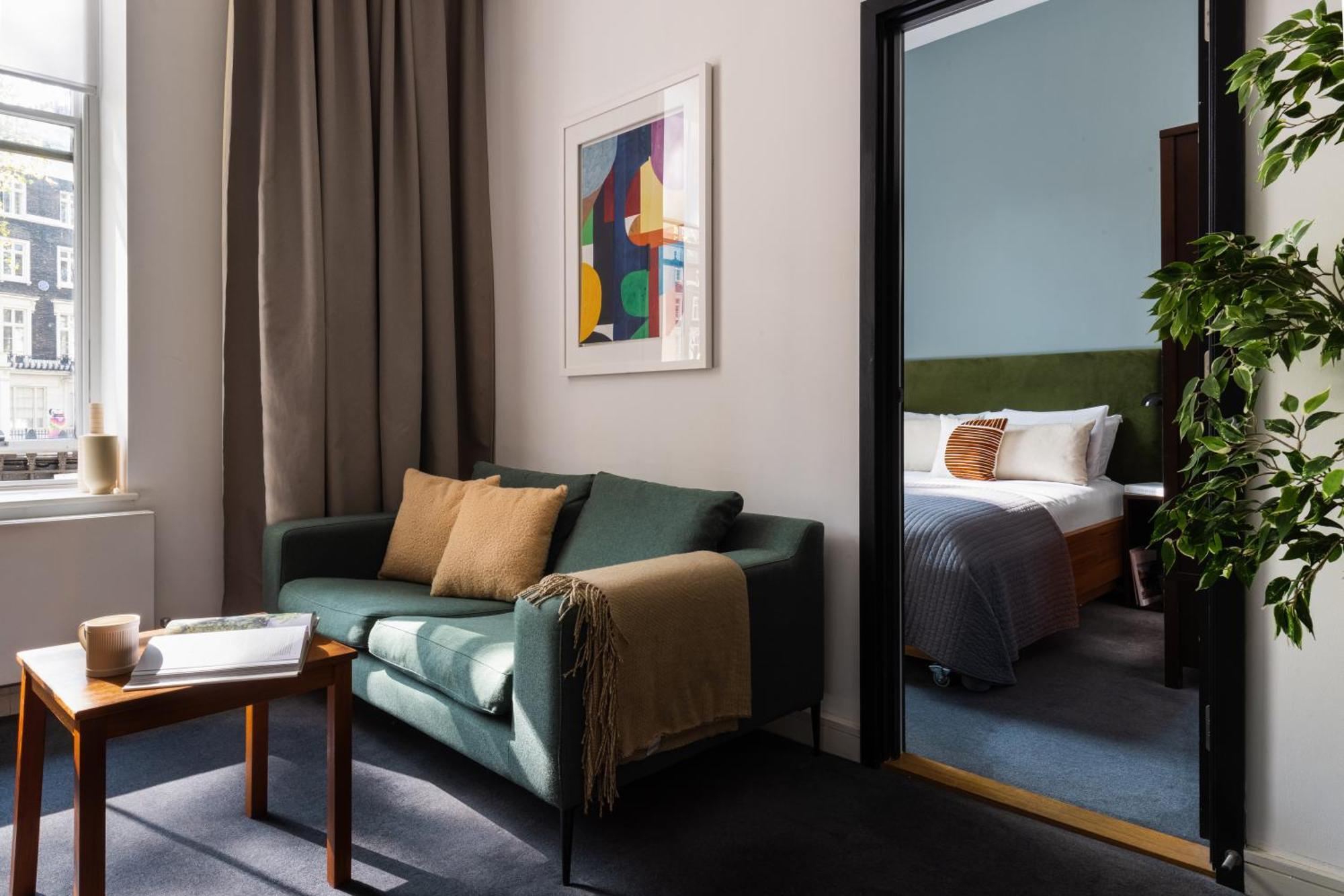Aparthotel Native Hyde Park 4*