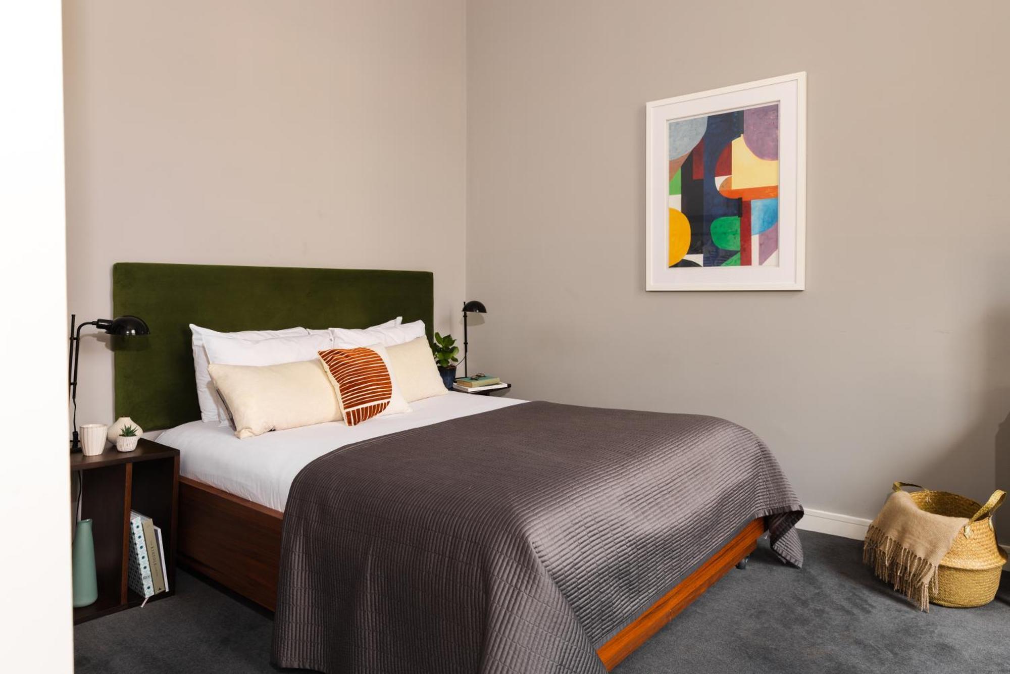 Native Hyde Park Aparthotel
