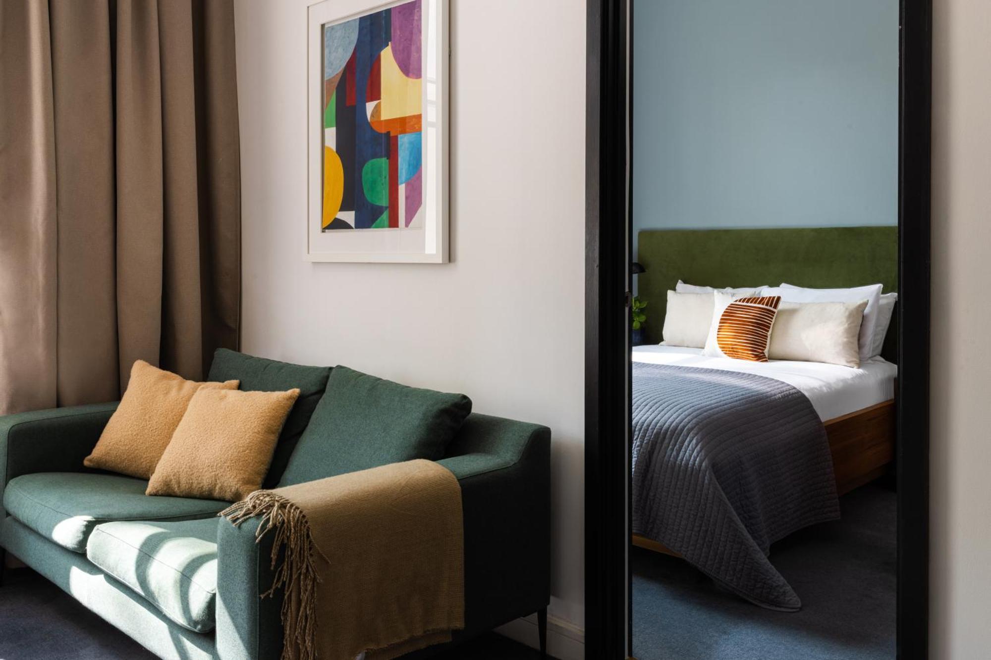 Aparthotel Native Hyde Park 4*