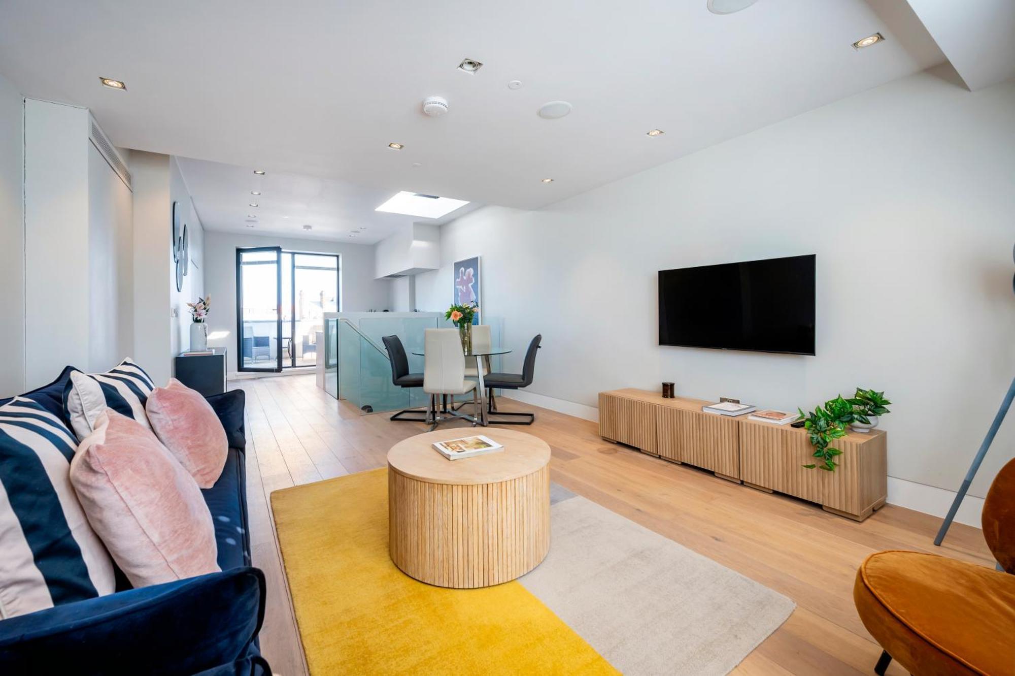 Arcore Premium Bloomsbury Londra