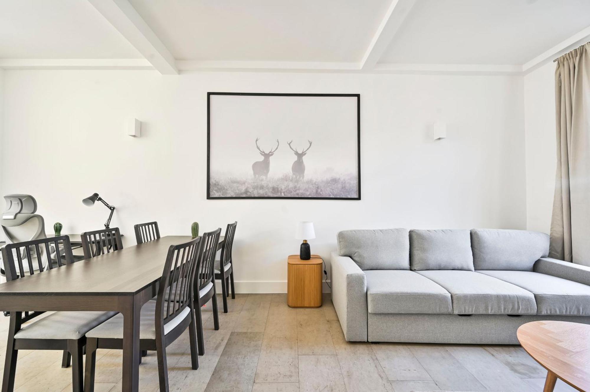 Farringdon Comfortable 2 Bed * London