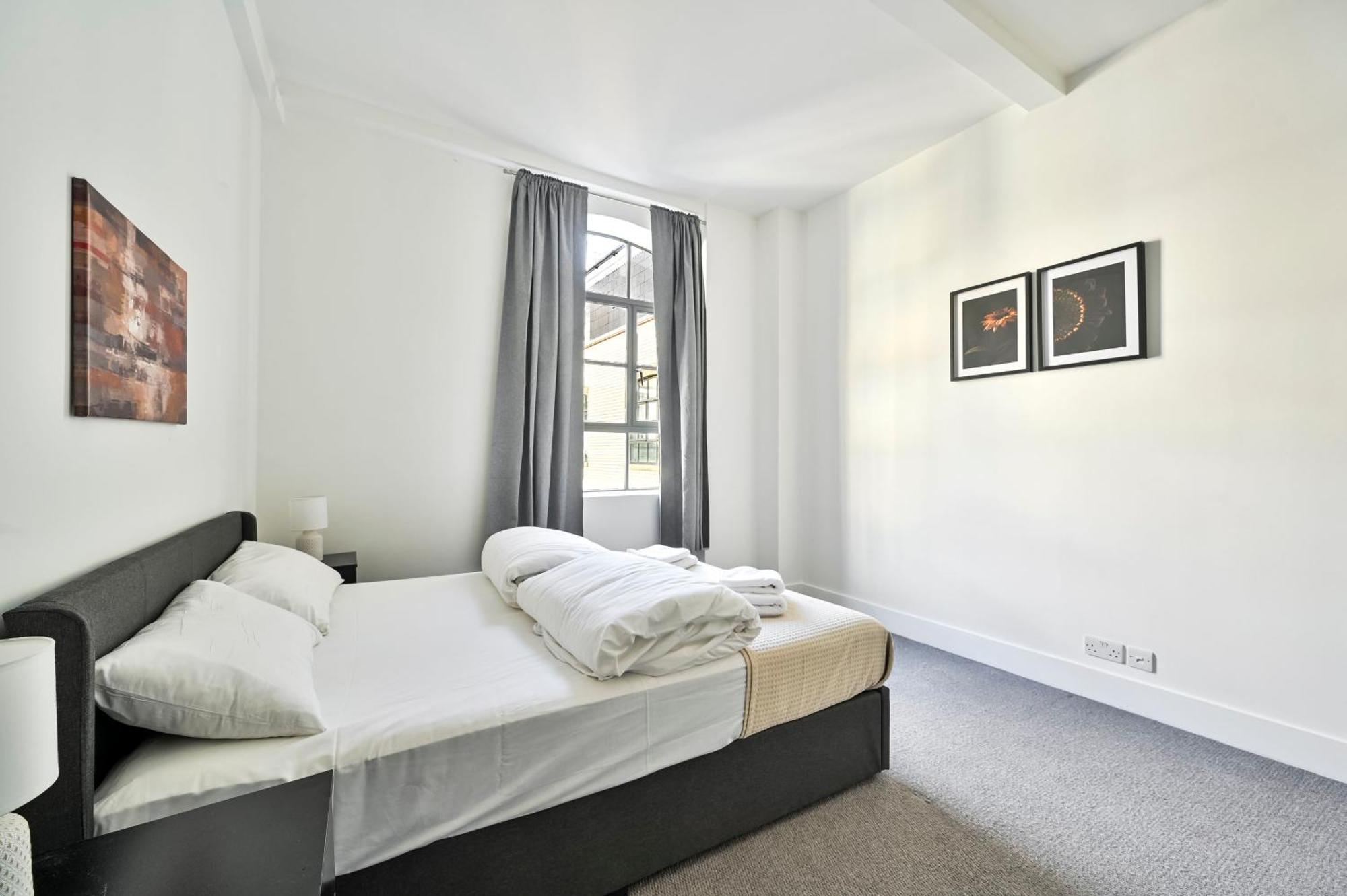 Farringdon Comfortable 2 Bed Apartment *