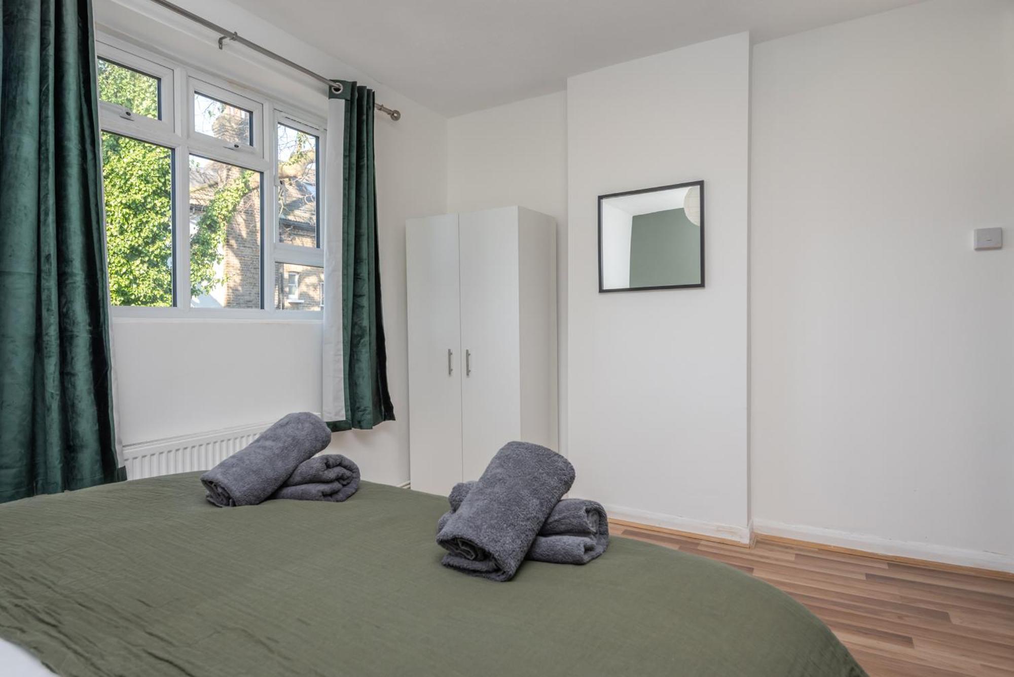 Appartement Cosy 4 Bed Near Greenwich Fast & Easy To
