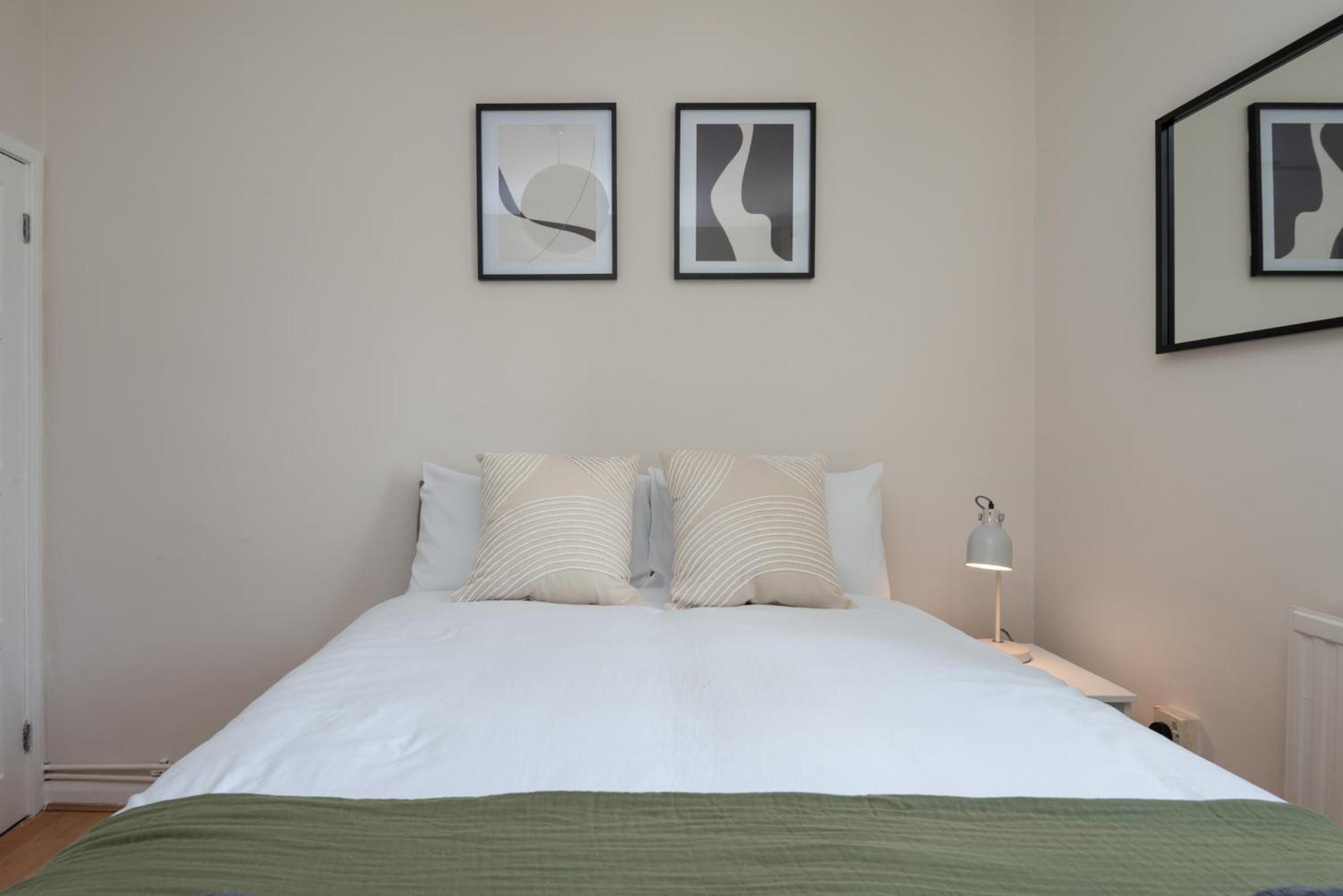 Cosy 4 Bed Near Greenwich Fast & Easy To Appartement *