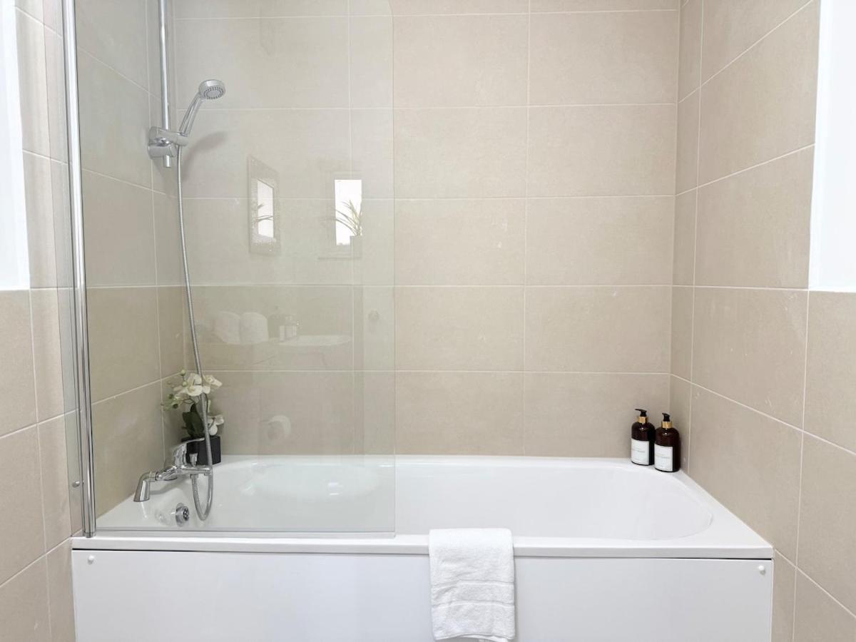 Flat In Old Street 6 Apartment *