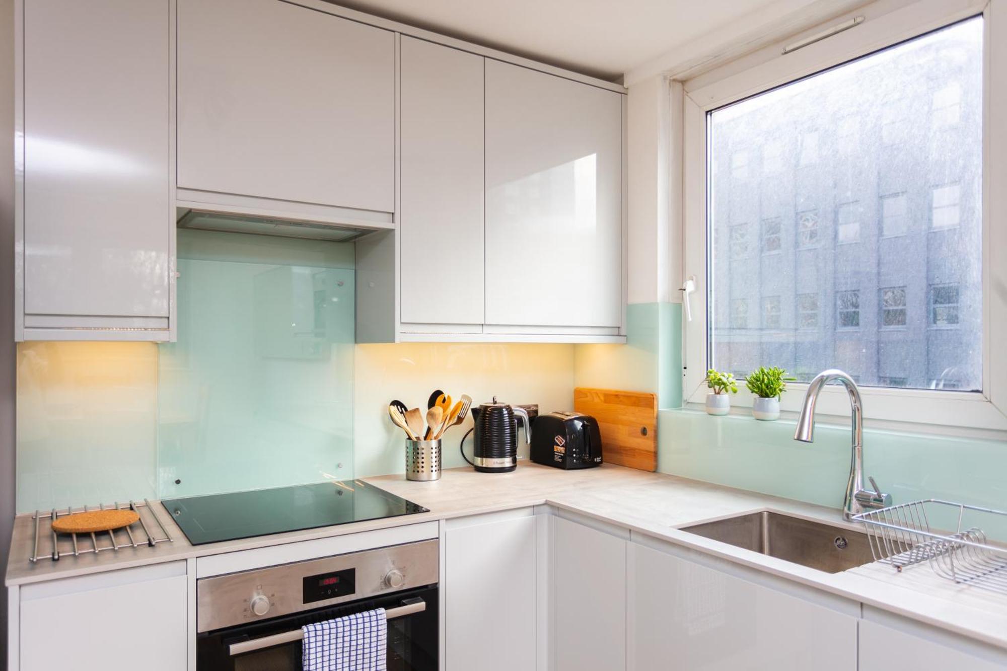 Spacious 3 Bedroom In Old Street Lejlighed London