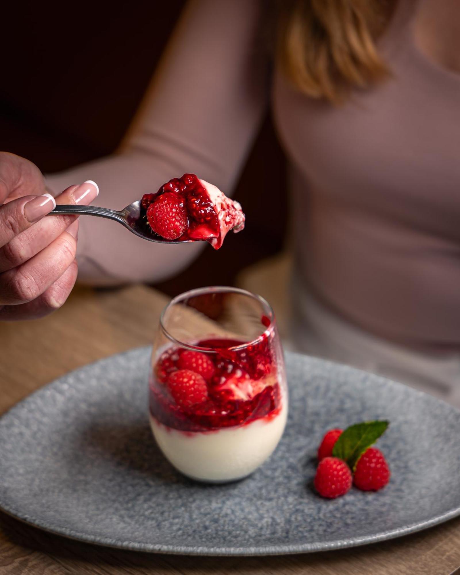 Hotel West By Ihg London