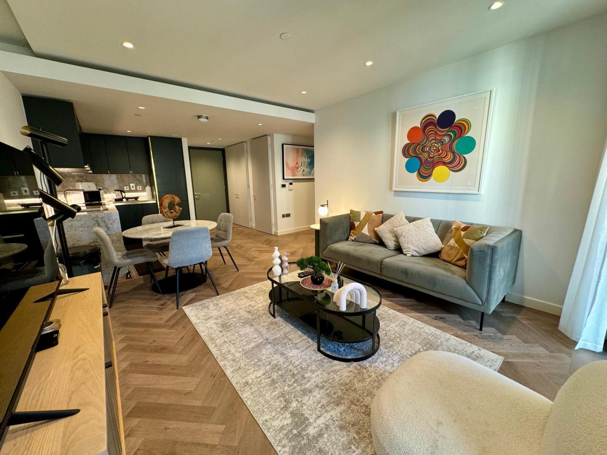 Paddington Luxury 2br 2ba Balcony * London