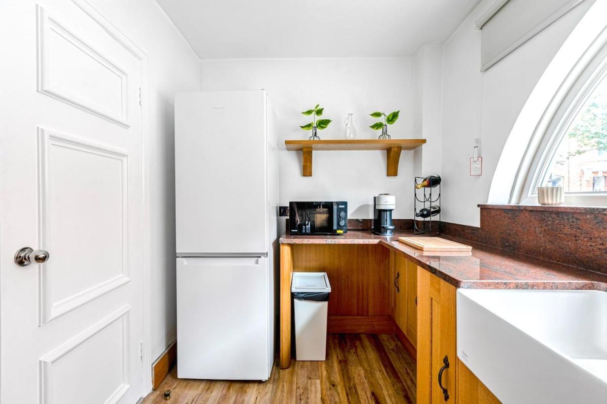 Luxury 2bed 2bath Marylebone Leilighet London