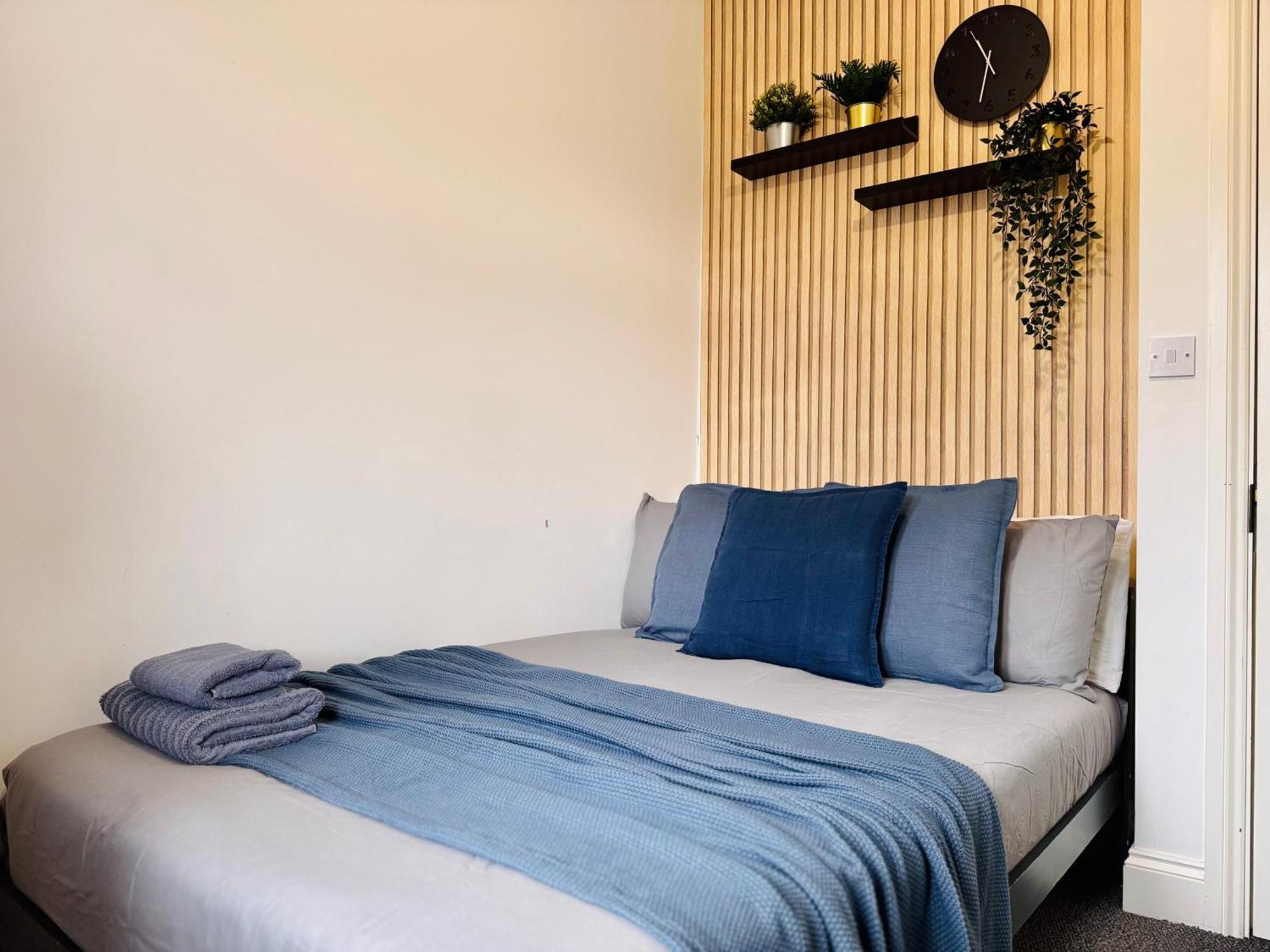 Convenient 2-bed 30min To Lägenhet *