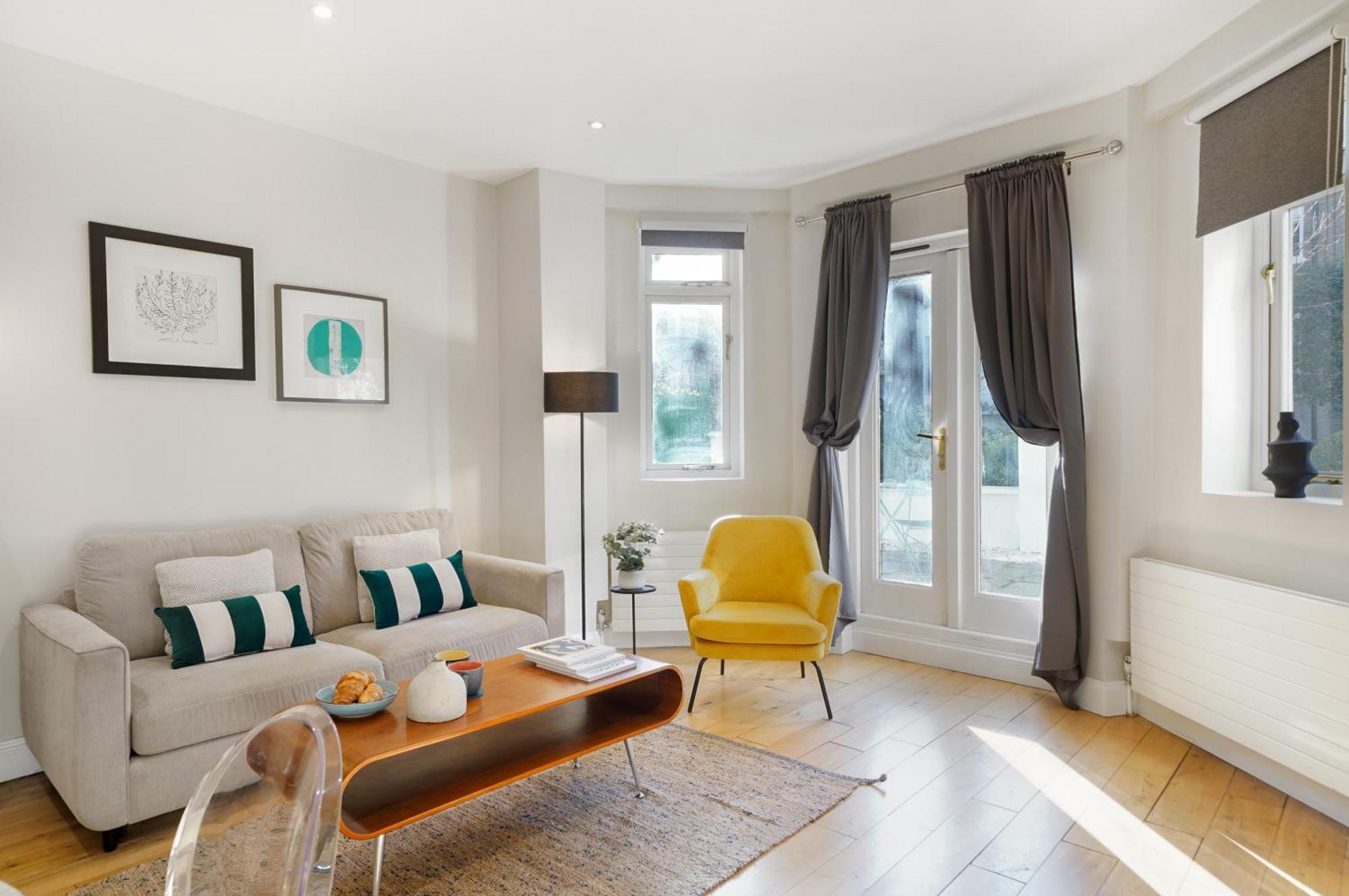 Hr2 - Charming 1-bed Near Holland Park Londra