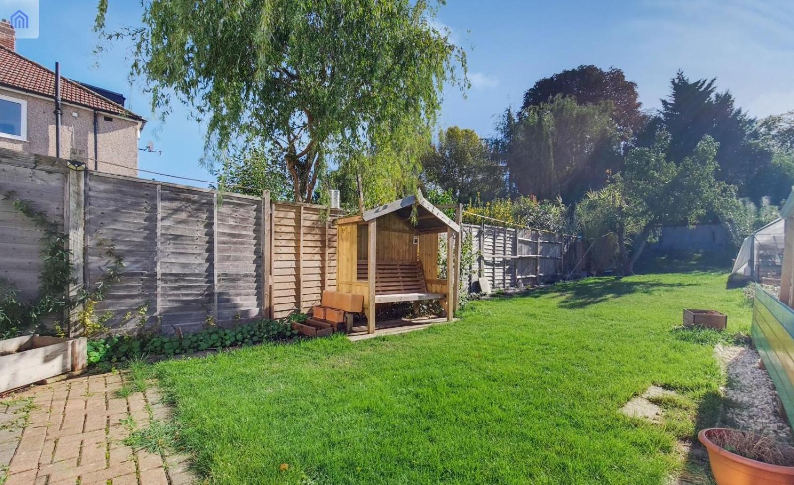 Eejs Charming 3 Bed - With Large Garden Ostello