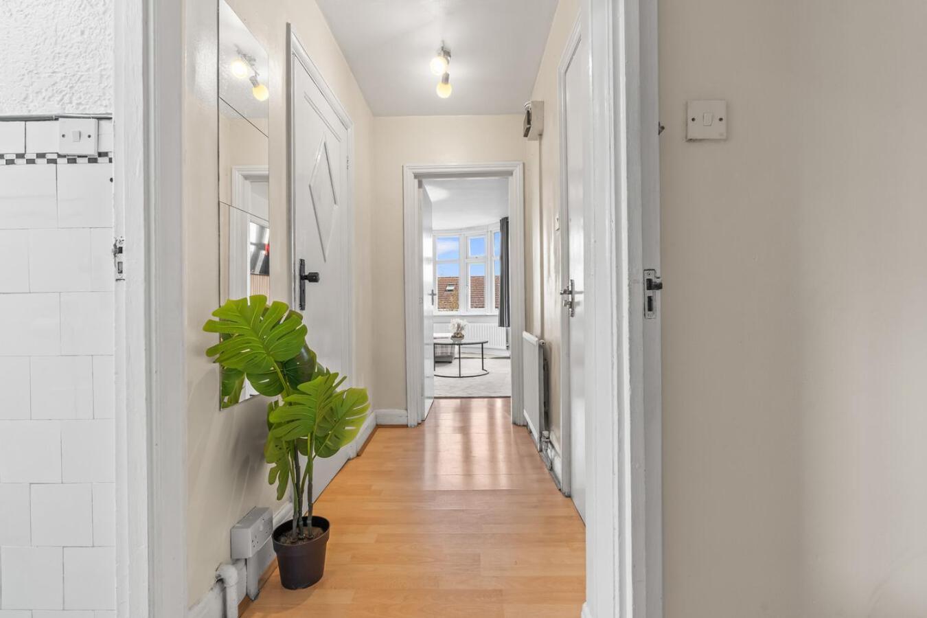 Cosy 2 Bed Flat, Wembley Stadium Apartment London
