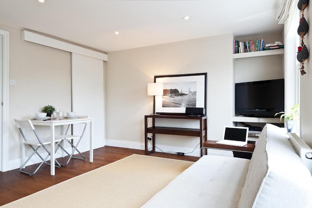 Appartamento 1 Bedroom W Terrace Londra
