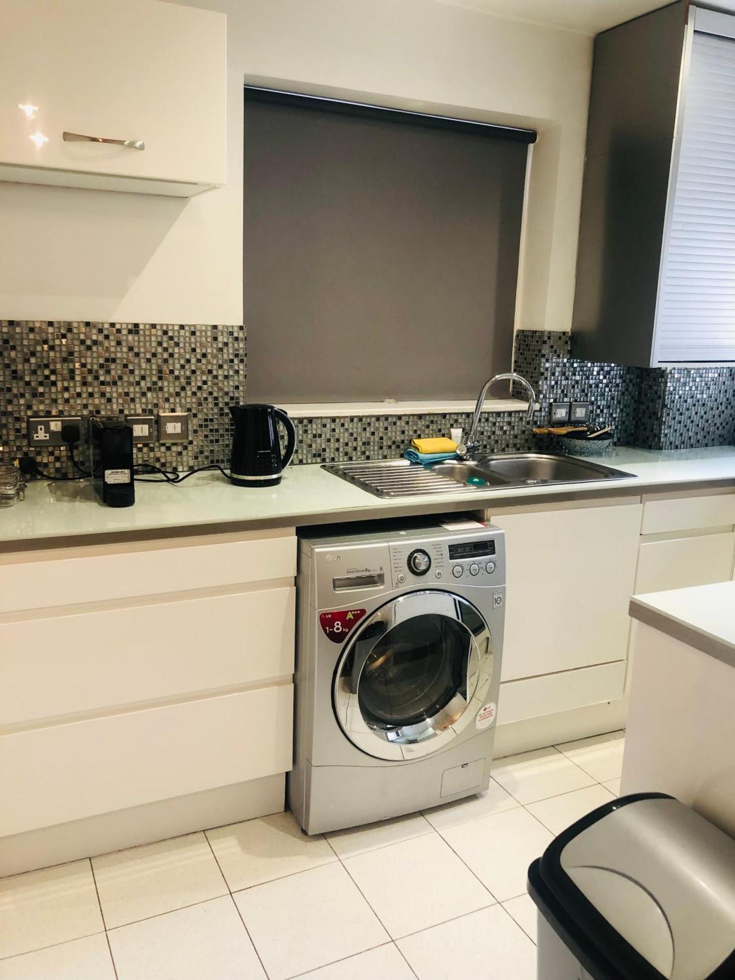 Luxury, One-bedroom Street Lejlighed London