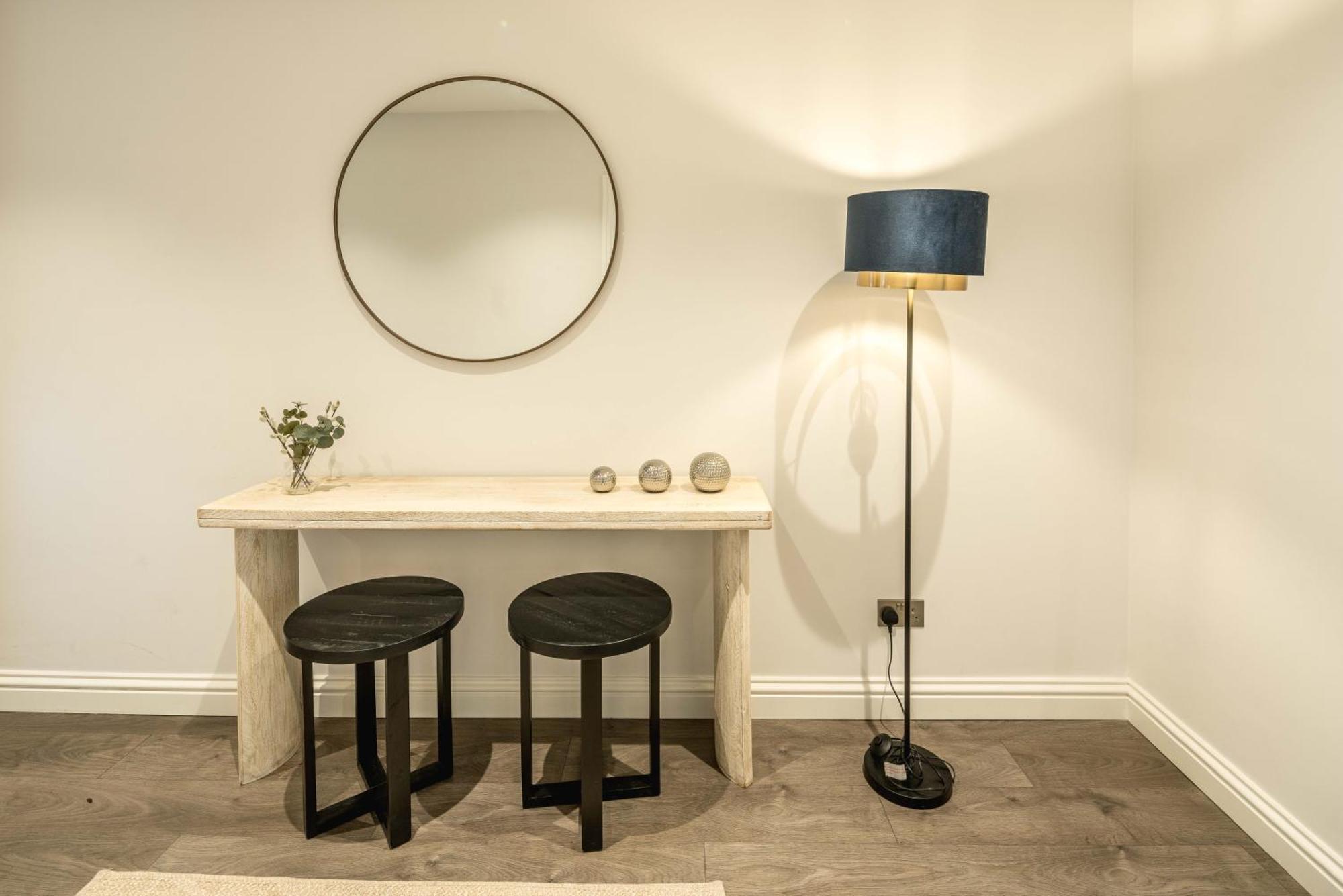 Brand New 1-bedroom In And Convenient Appartement *