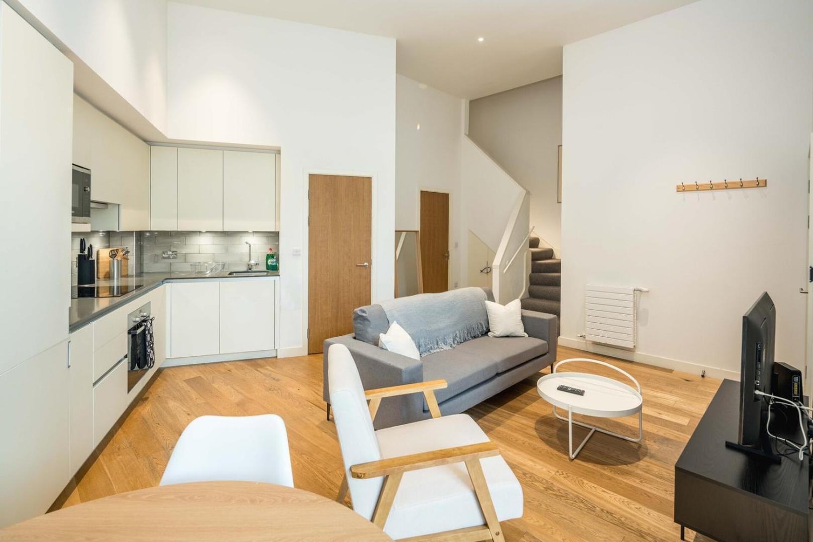 Modern 2 Bed Flat Near O2 & Canary Wharf * Londen