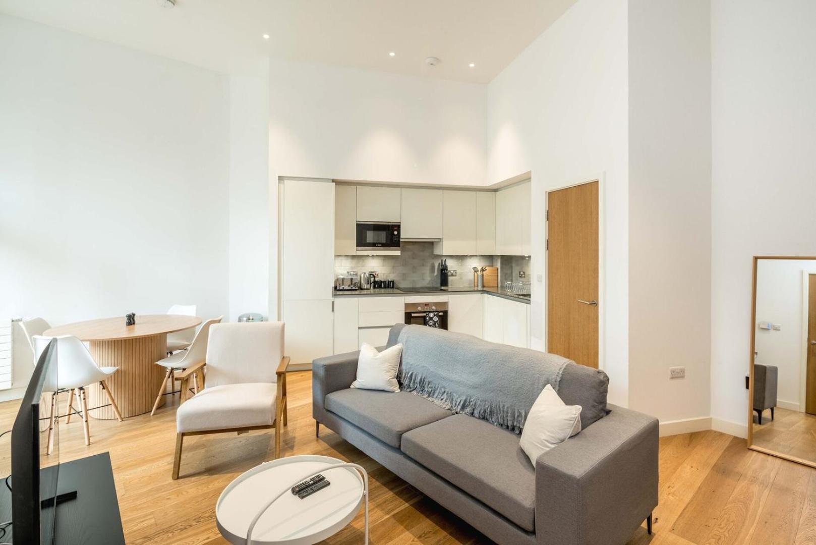 Modern 2 Bed Flat Near O2 & Canary Wharf Appartement