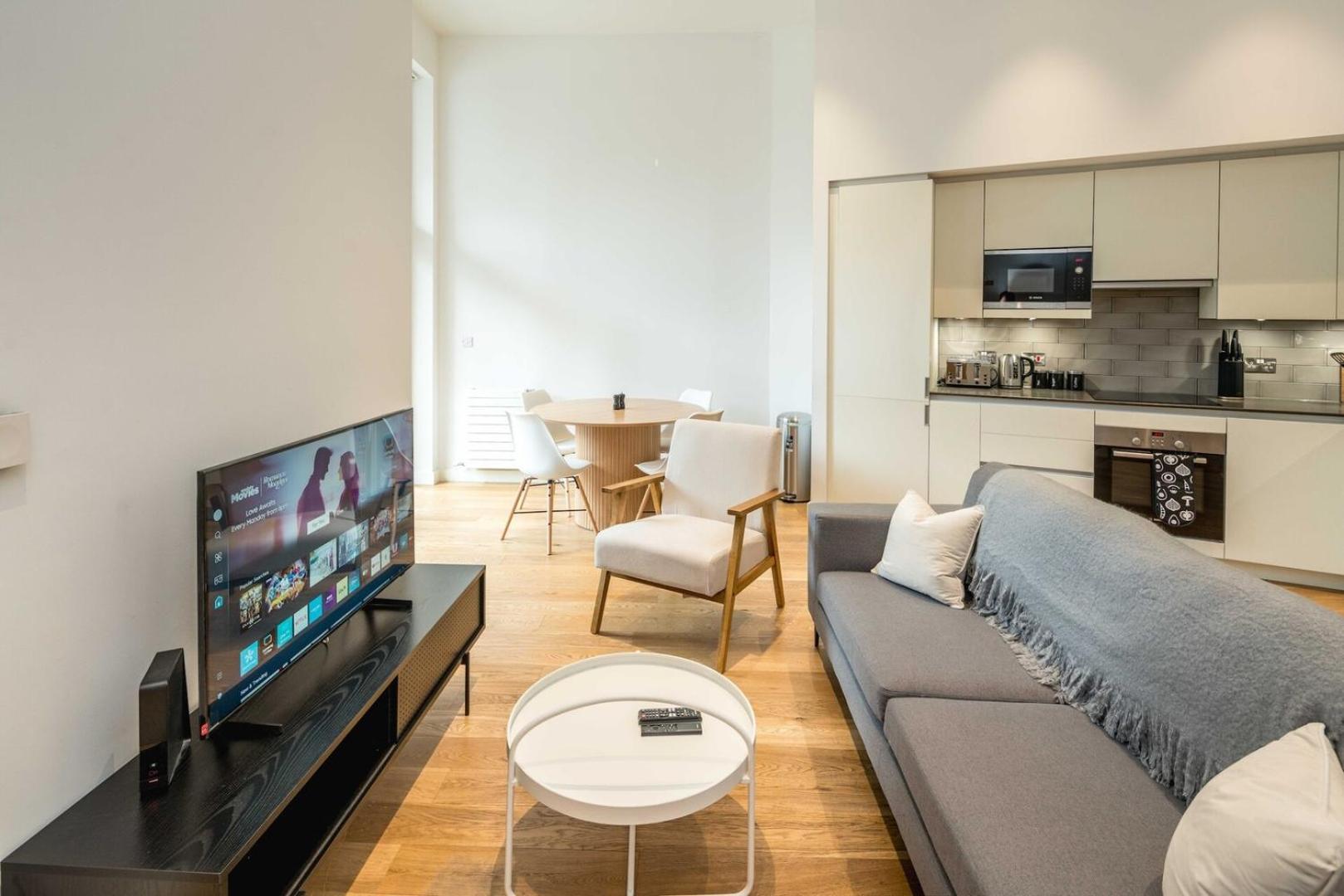 Appartement Modern 2 Bed Flat Near O2 & Canary Wharf *