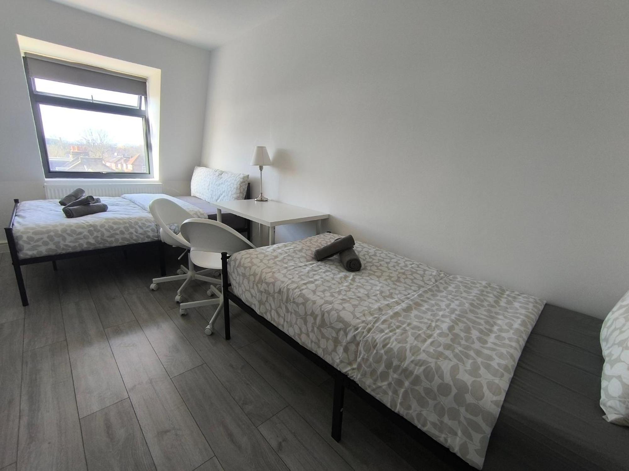 Full Equiped Rooms, Tooting Broadway Station Privat overnatting