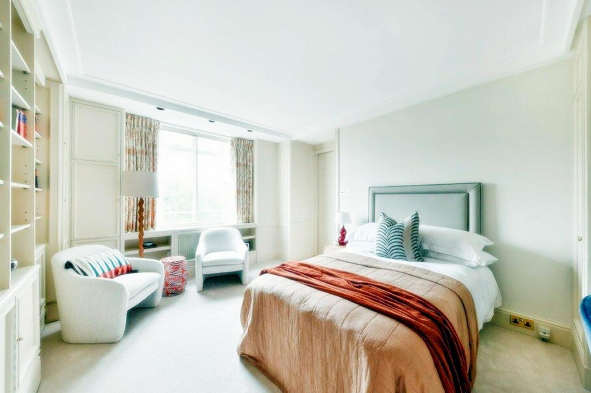 Well-maintained 4-bedroom Flat With Full Amenities * London