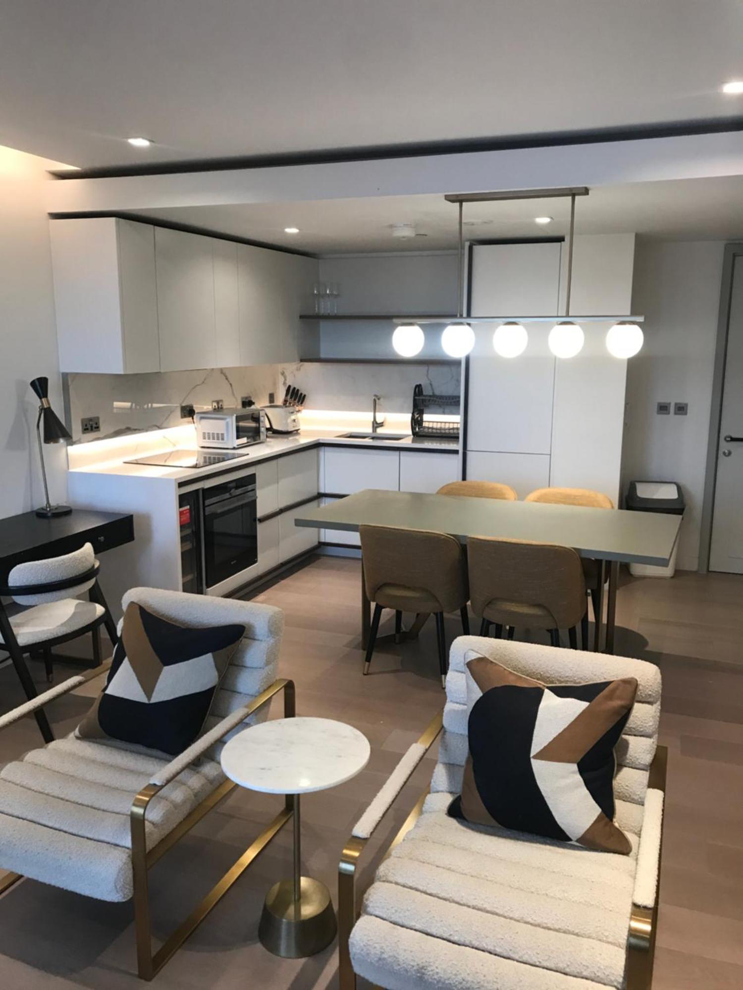 Edgware Road W2 1 Bd London
