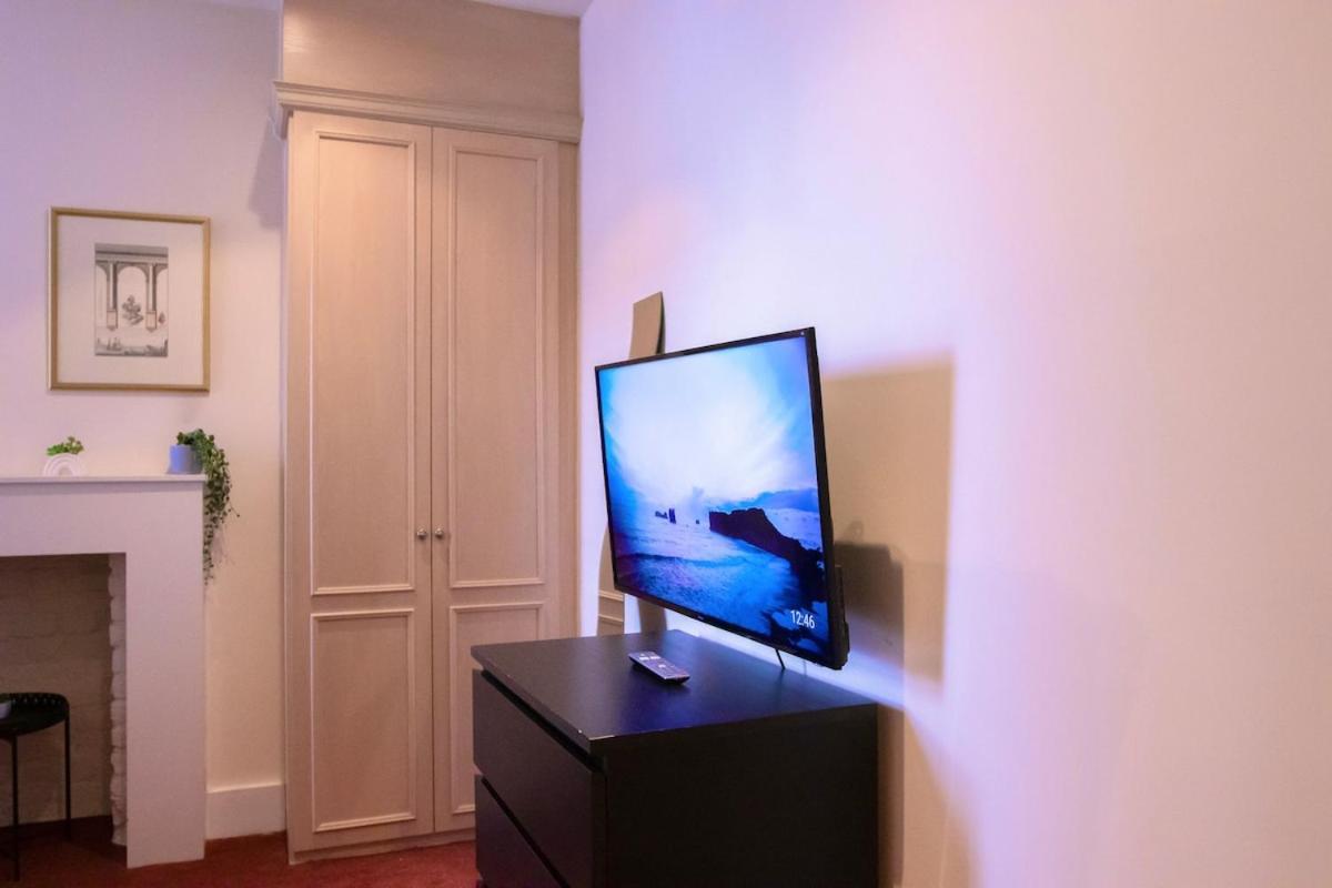 Spacious Cosy Central London Home - Fulham Prime Location Lejlighed *