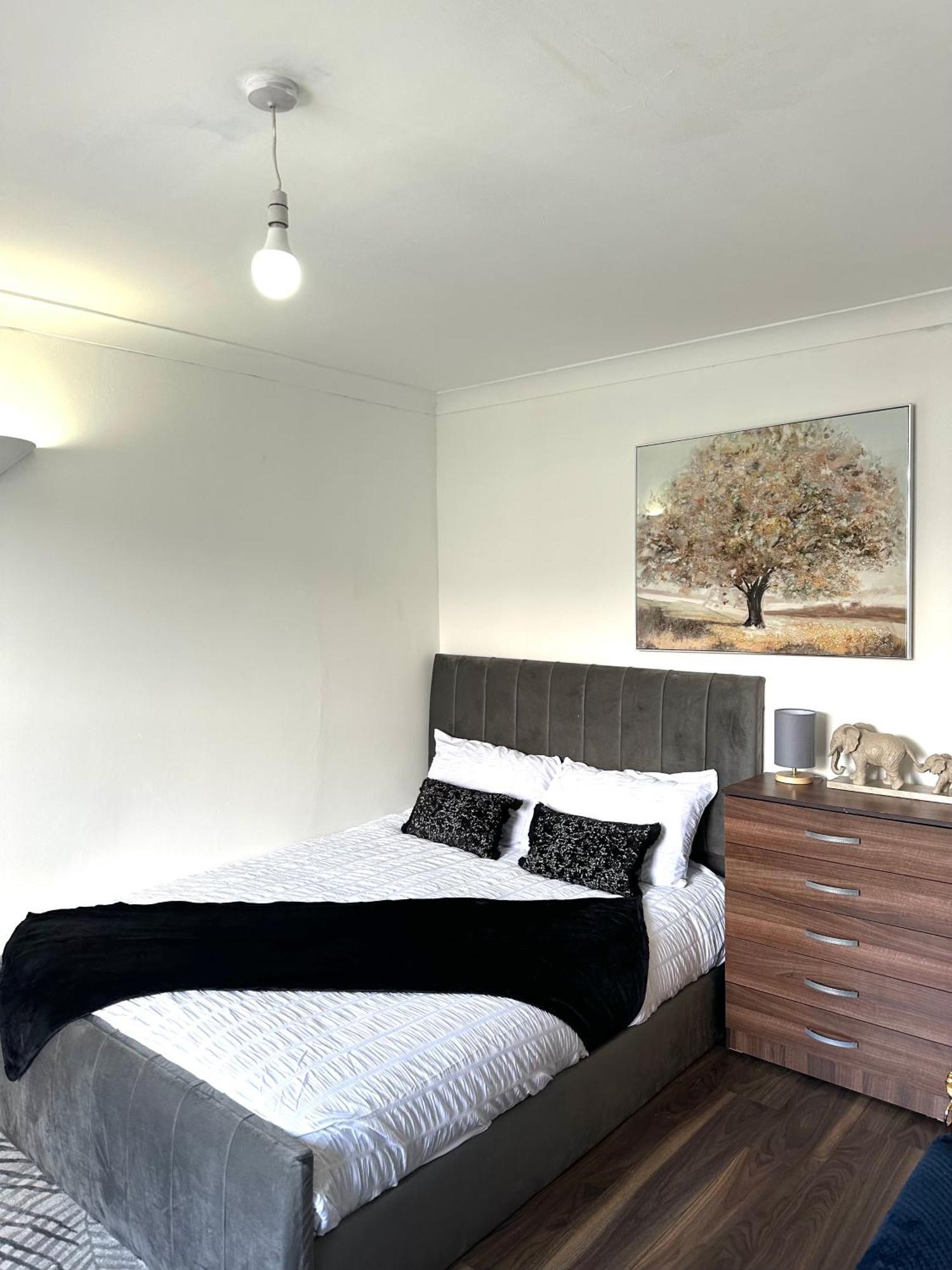 Spacious 4- Bedroom Flat! Kings Cross, St Pancras * London