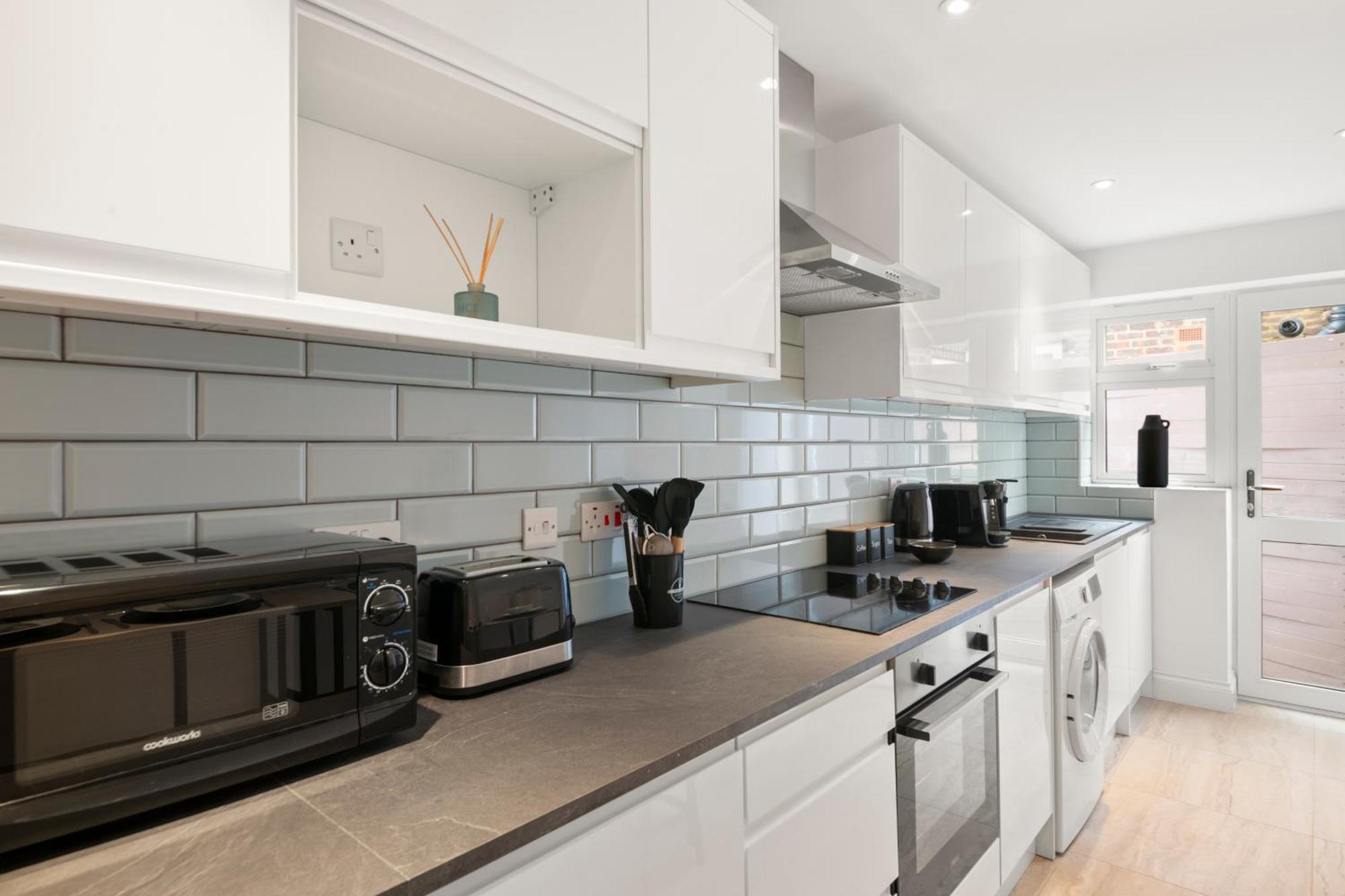 Stylish I Extended I Free Parking London