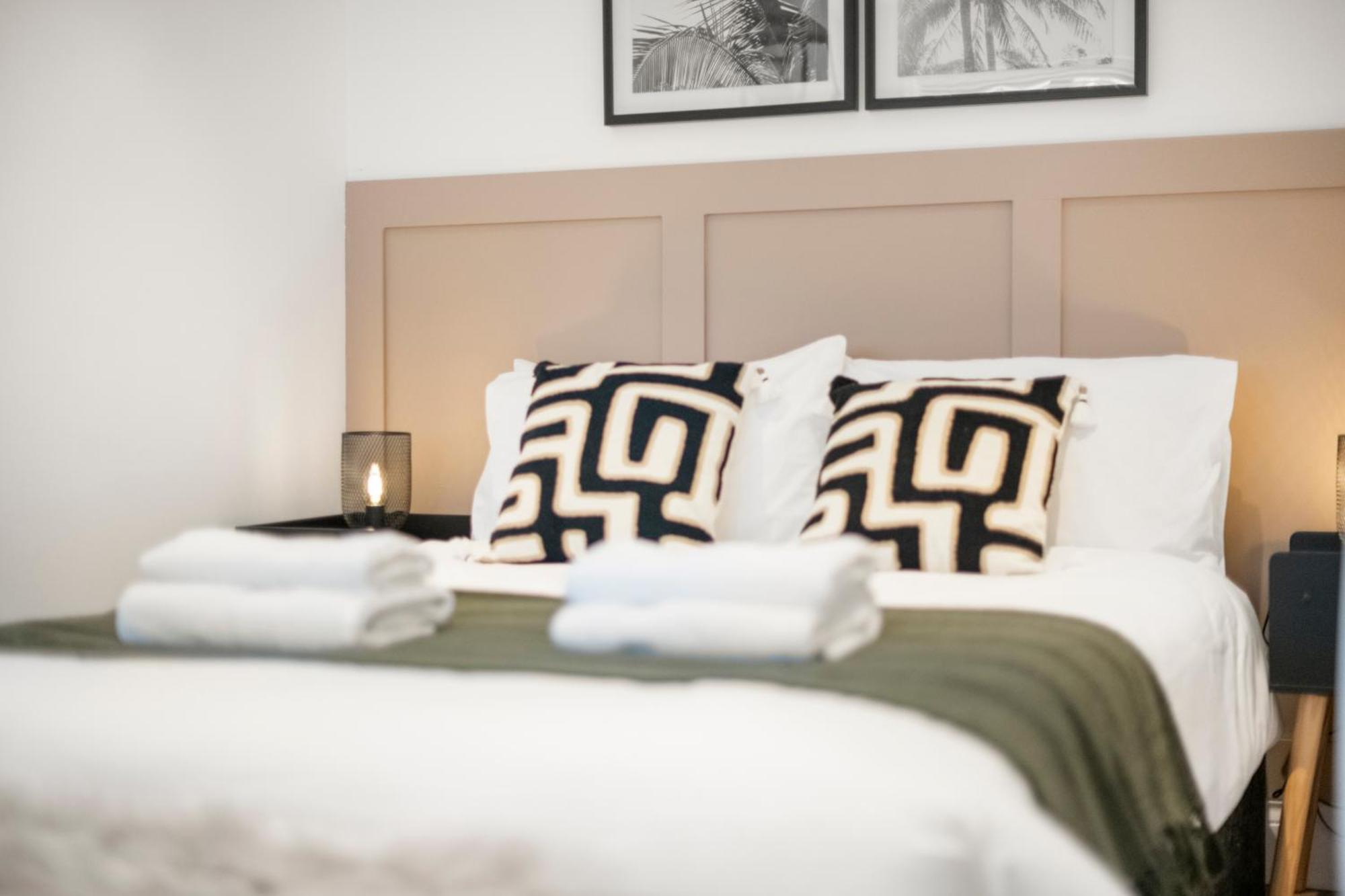 Stylish I Extended I Free Parking * London