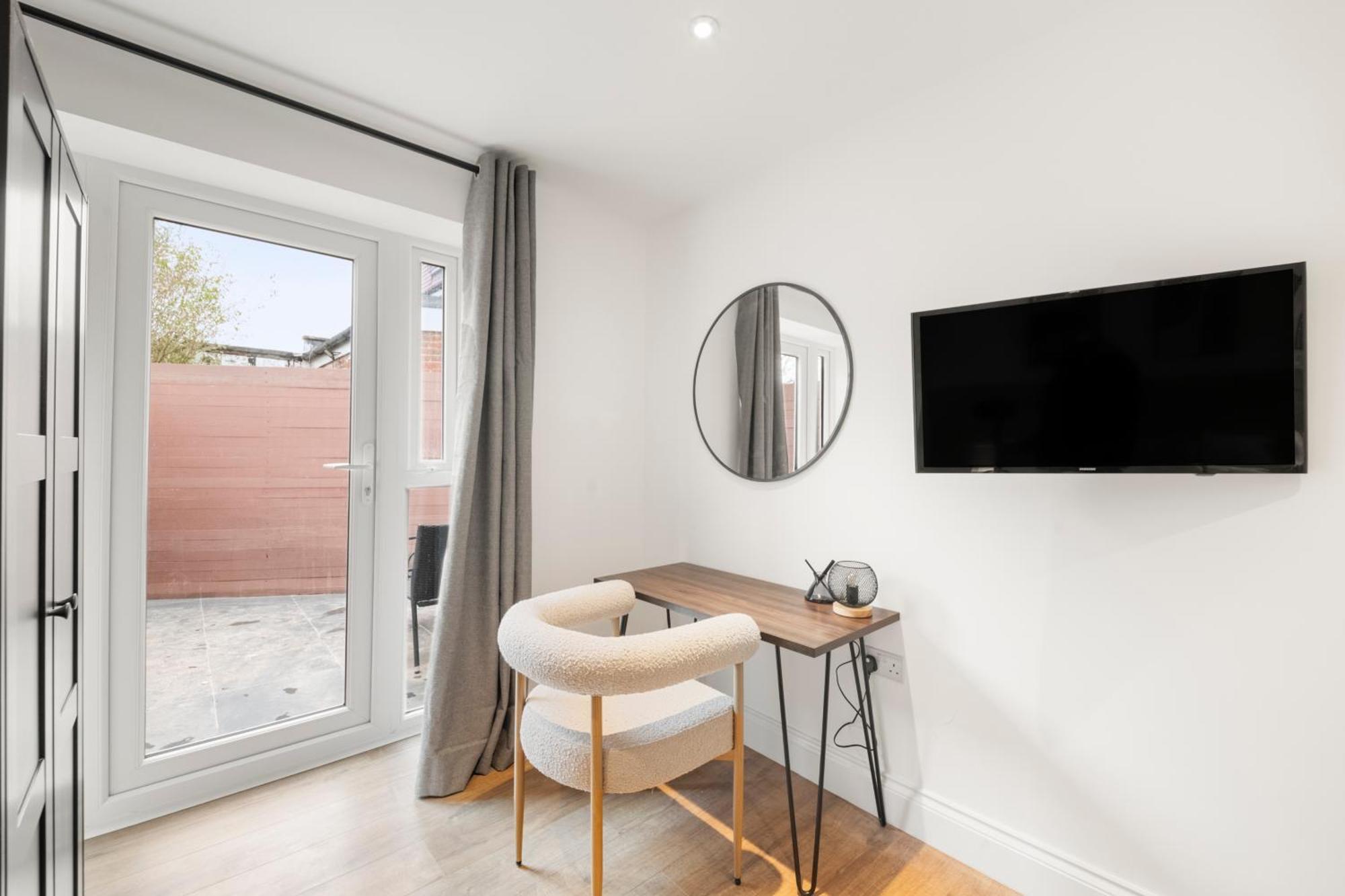 Stylish I Extended I Free Parking * London