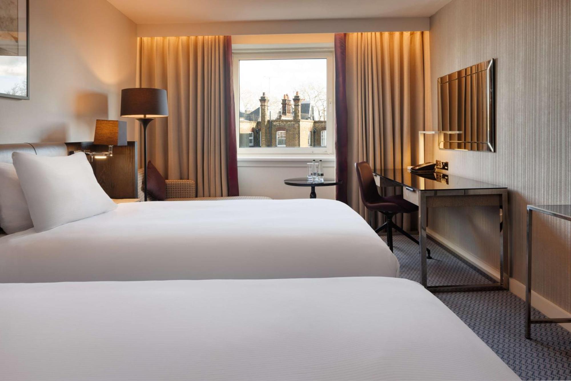 Hotell Hilton Angel Islington 4*