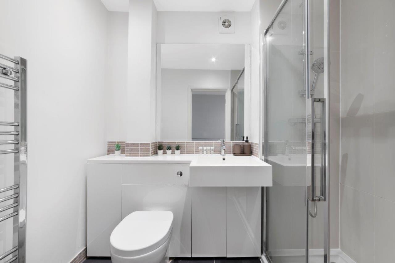 Huge Shoreditch Apartment- Private Roof Terrace London