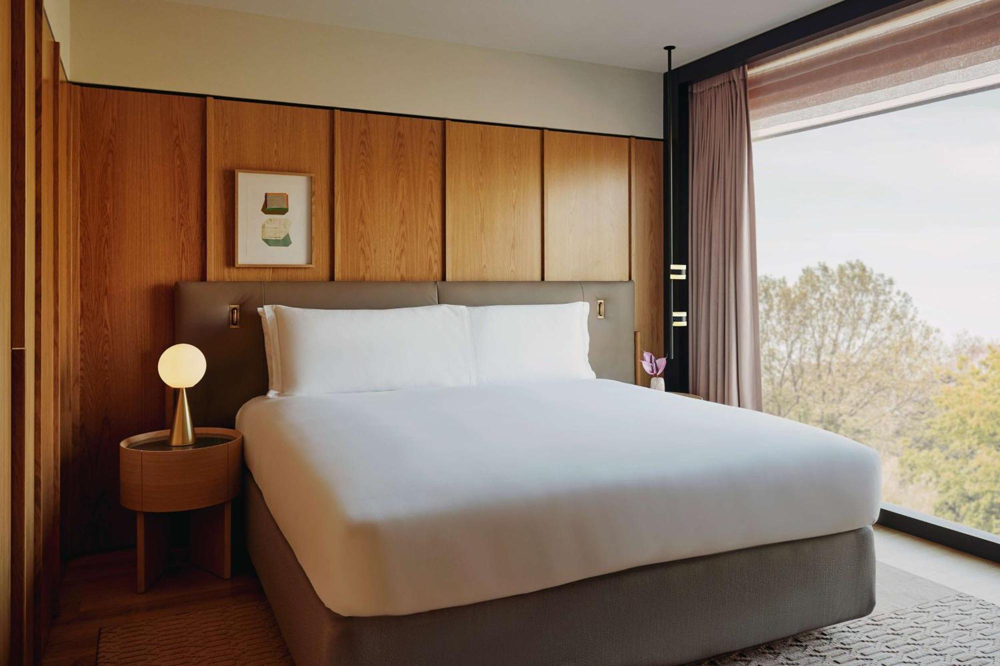 The Emory, Maybourne Hotell London