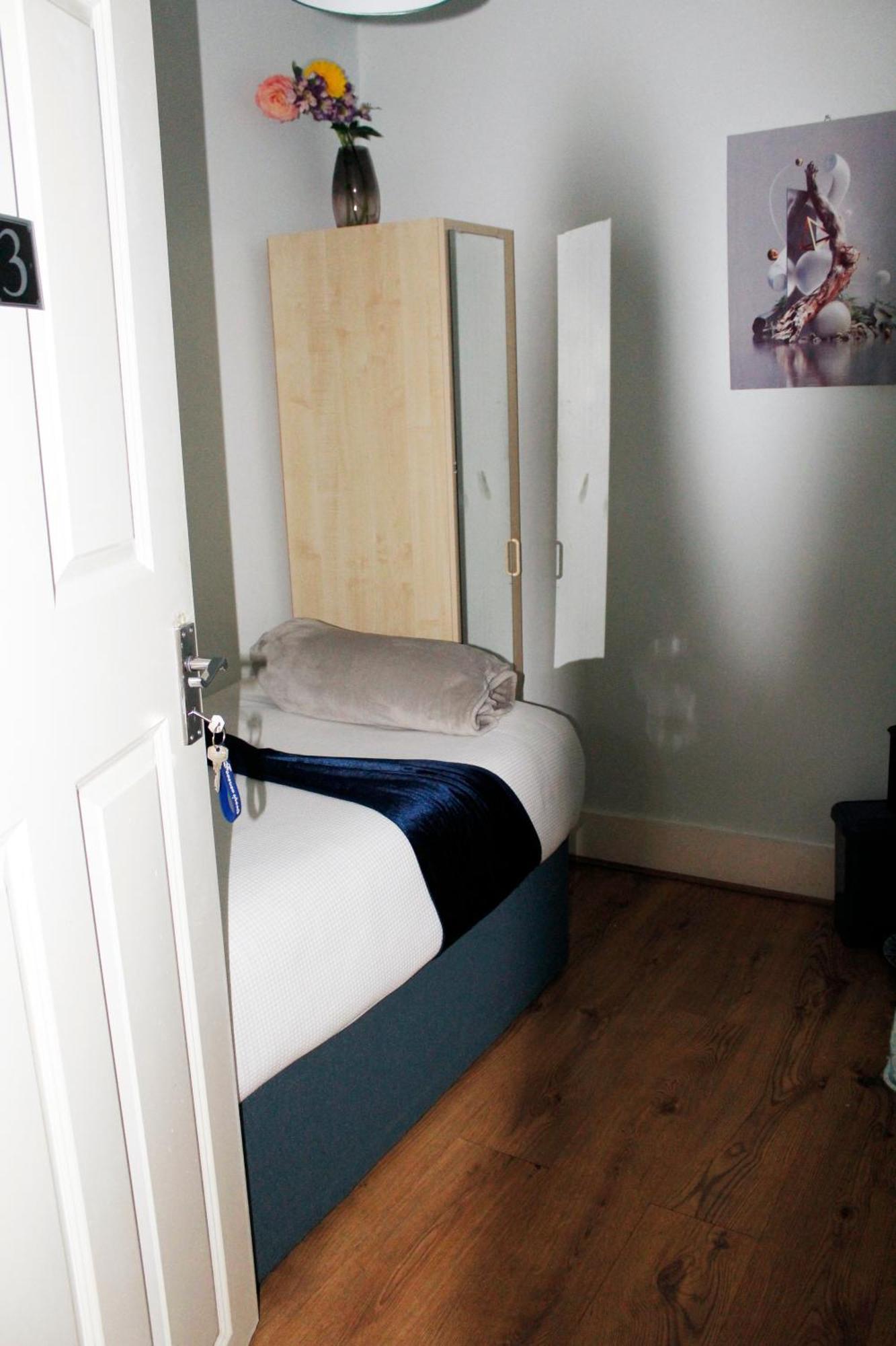 Earlycheckin Spacious House W Parking In Vakantiehuis *