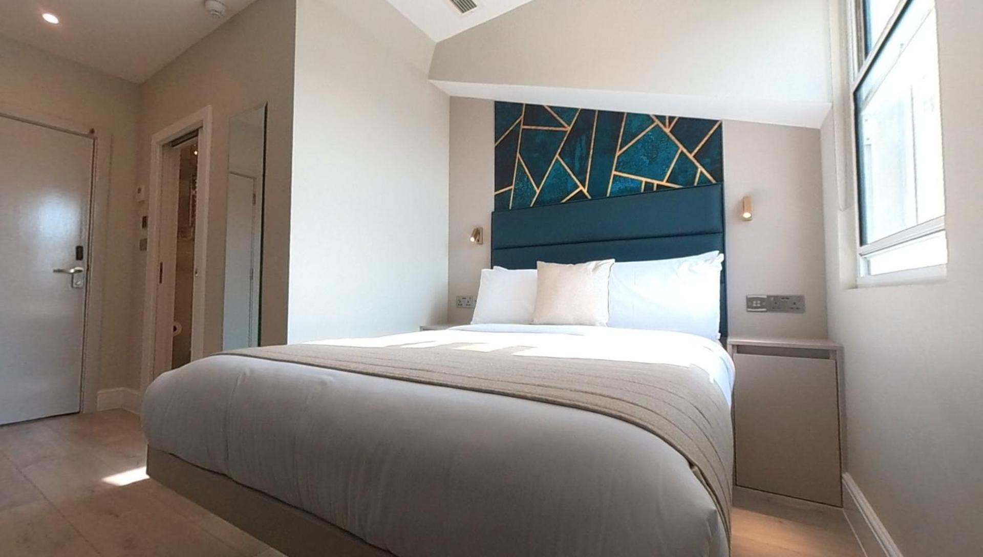 Nox Kensington Aparthotel 4*