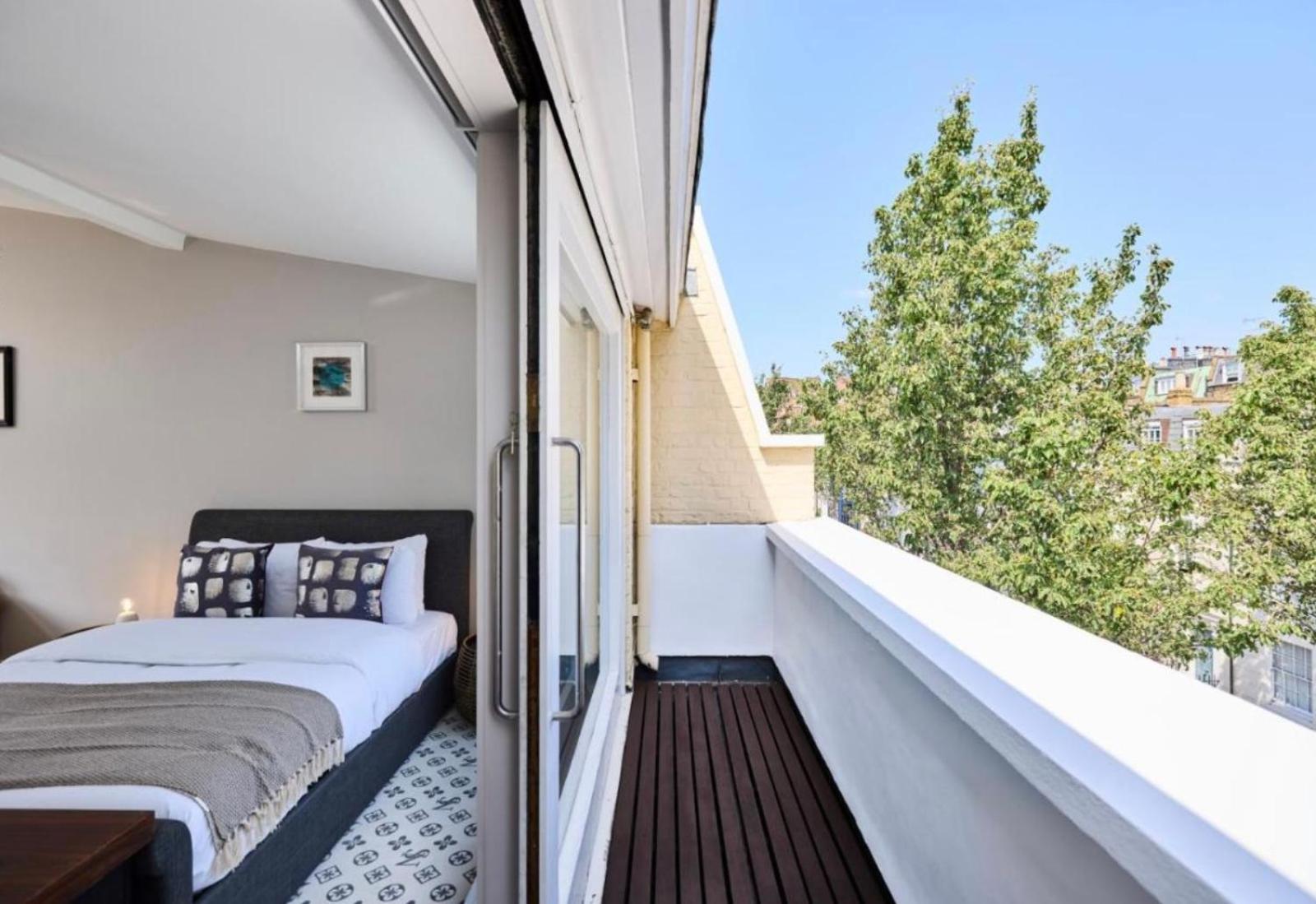 The Chelsea Retreat - Outstanding 5bdr House With Garden Londra