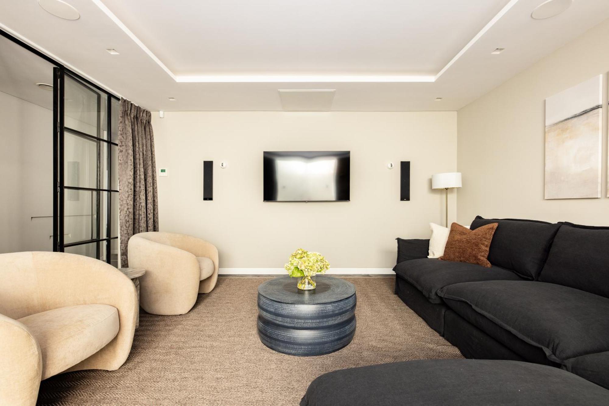 The St John's Wood Hideout - 5bdr With Garden Apartment