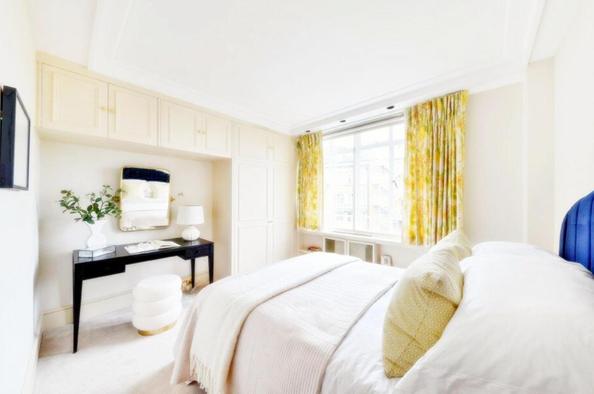 Apartment Well-maintained 4-bedroom Flat With Full Amenities *