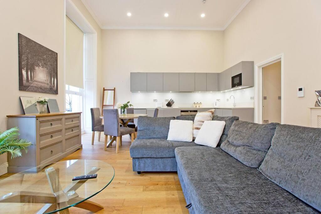 Lejlighed 1 Bed Kensington Cromwell Flat With Balcony Number 4 London