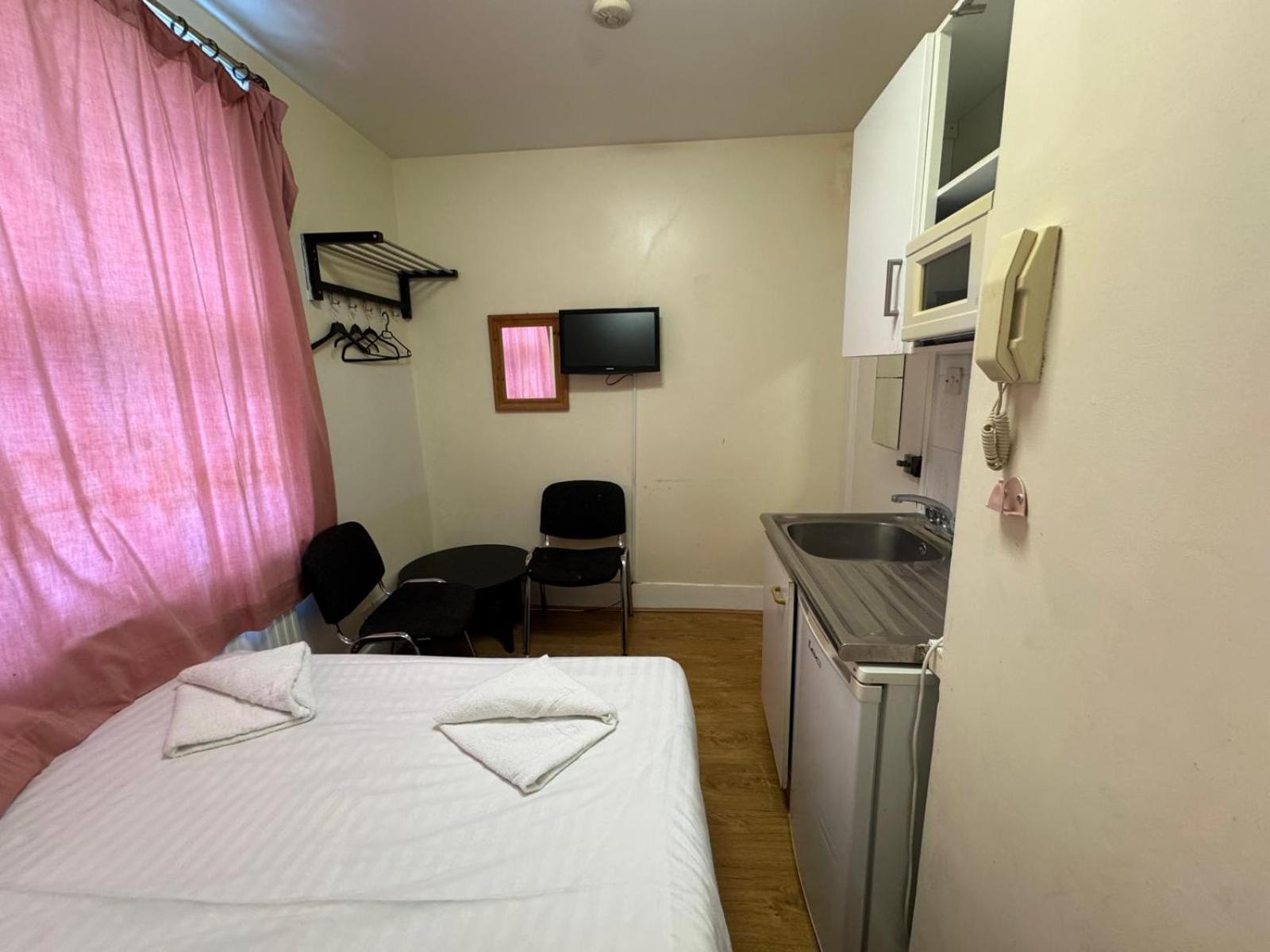 Anwar House 2* Londen