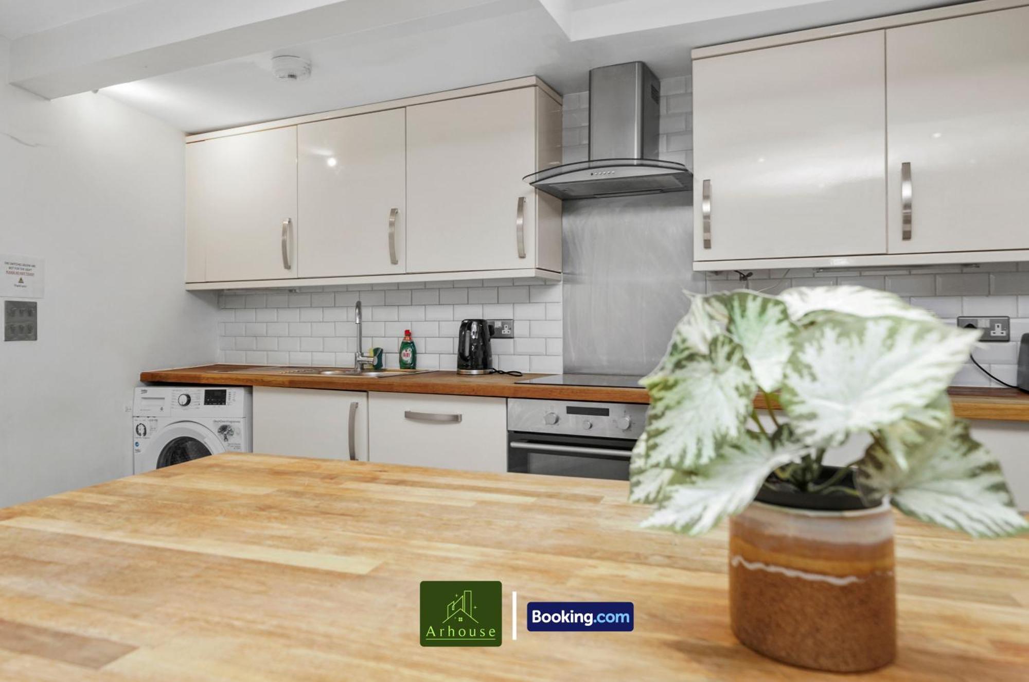 Two Bedroom By Arhouse Short Lets & Serviced Clapham With Free Wifi Londra