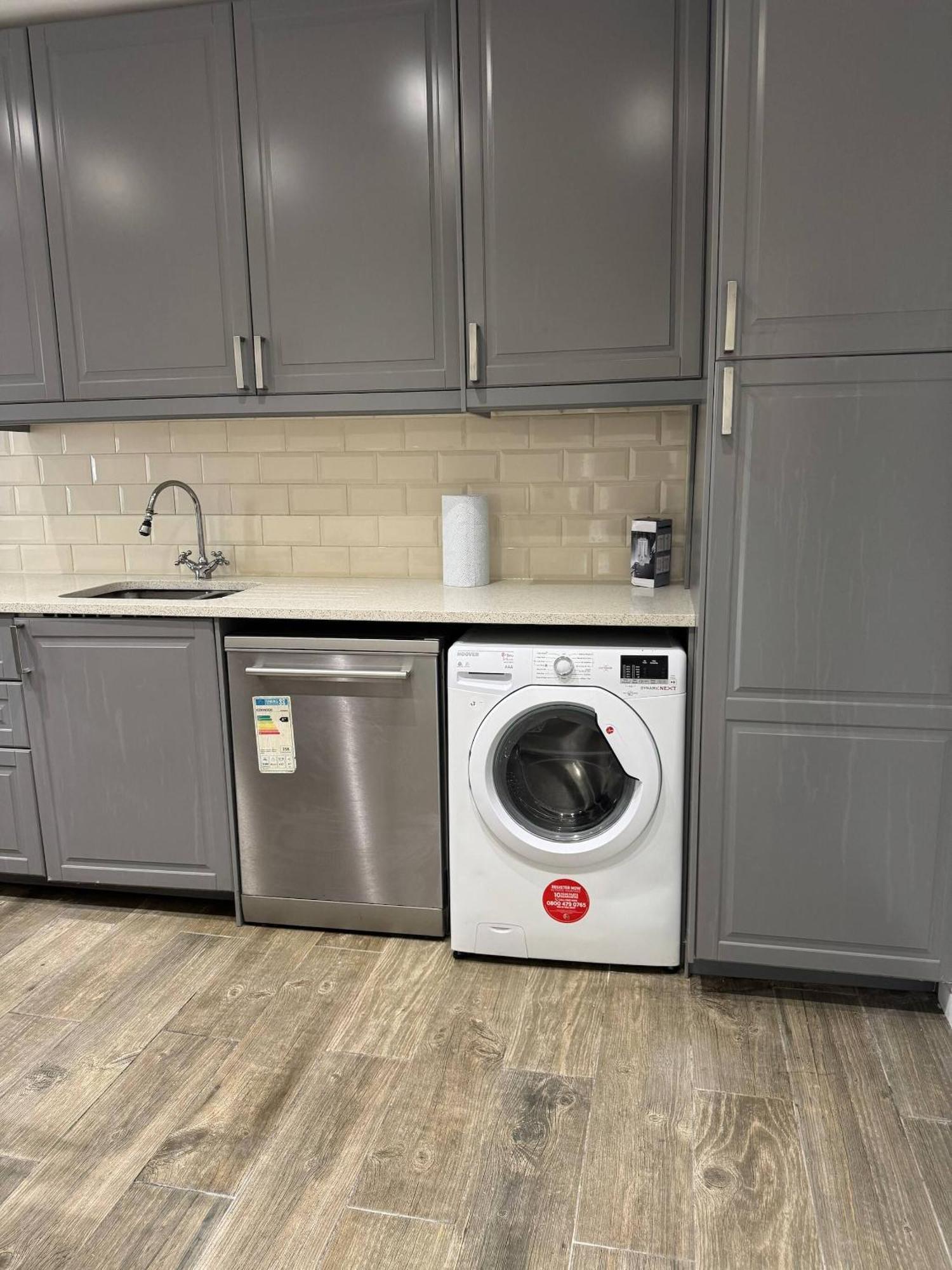 Leilighet Beautiful 2 Bed Cricklewood *