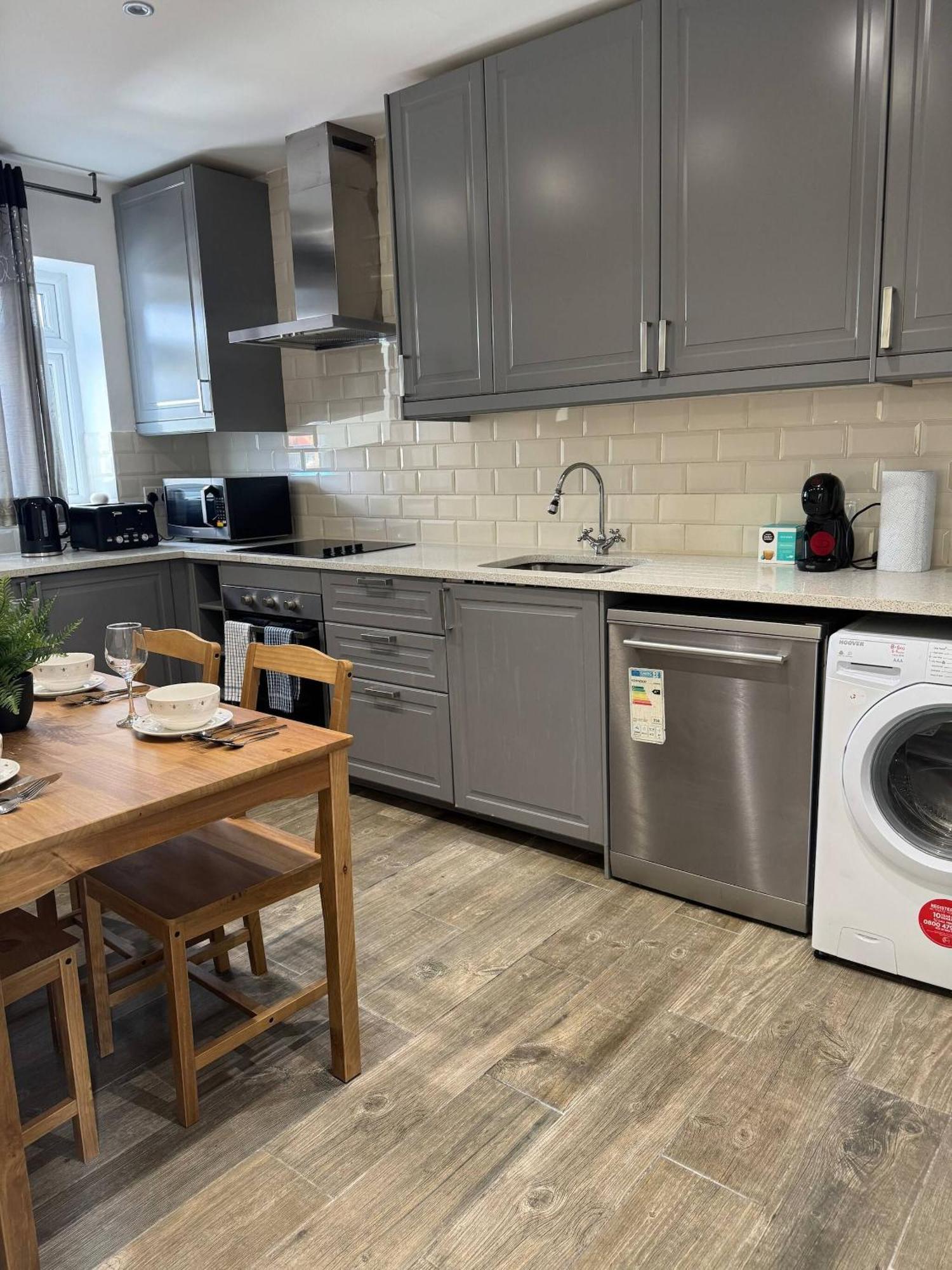 Leilighet Beautiful 2 Bed Cricklewood *