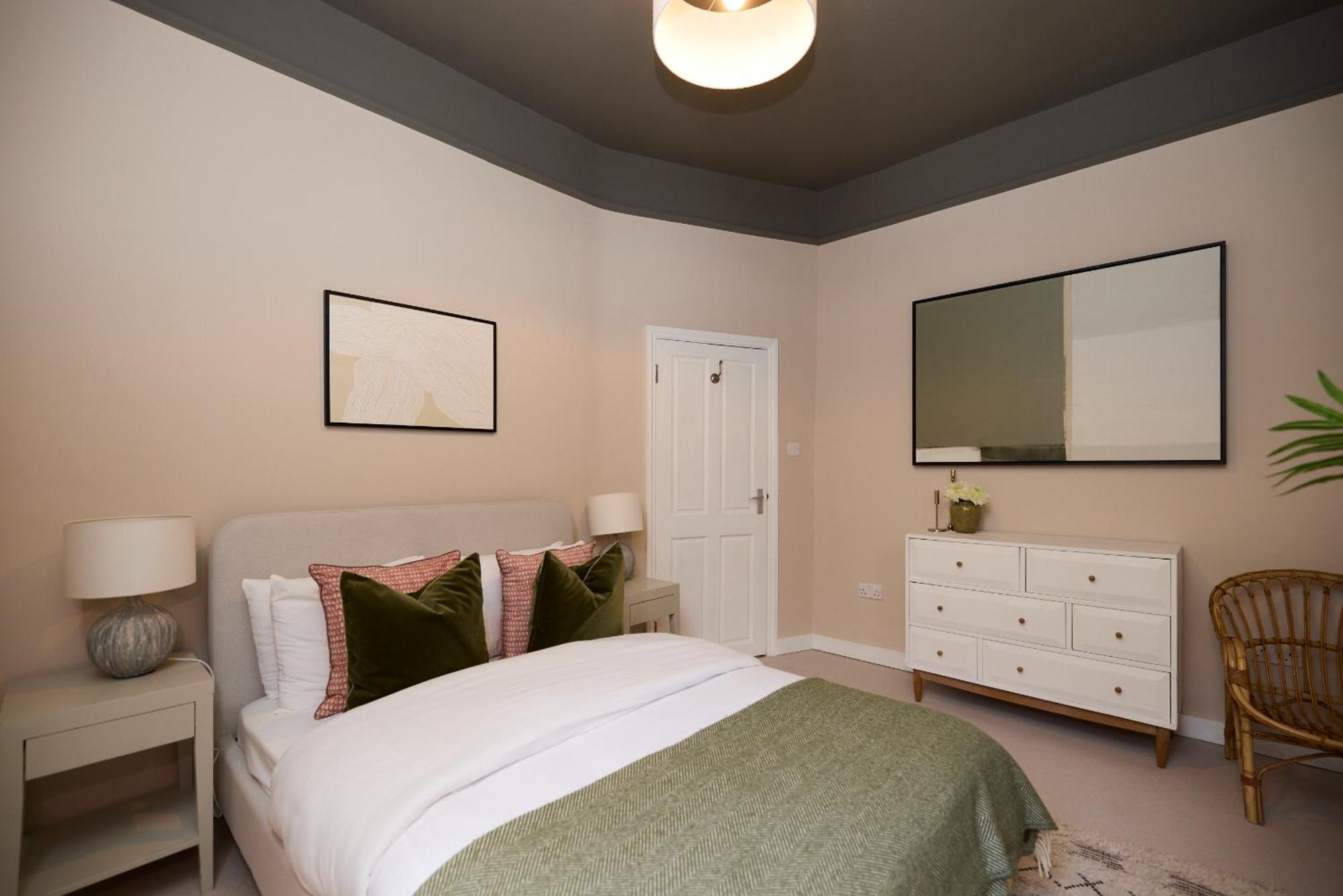 The Maida Hill Hideout - 2bdr Flat With Courtyard * London
