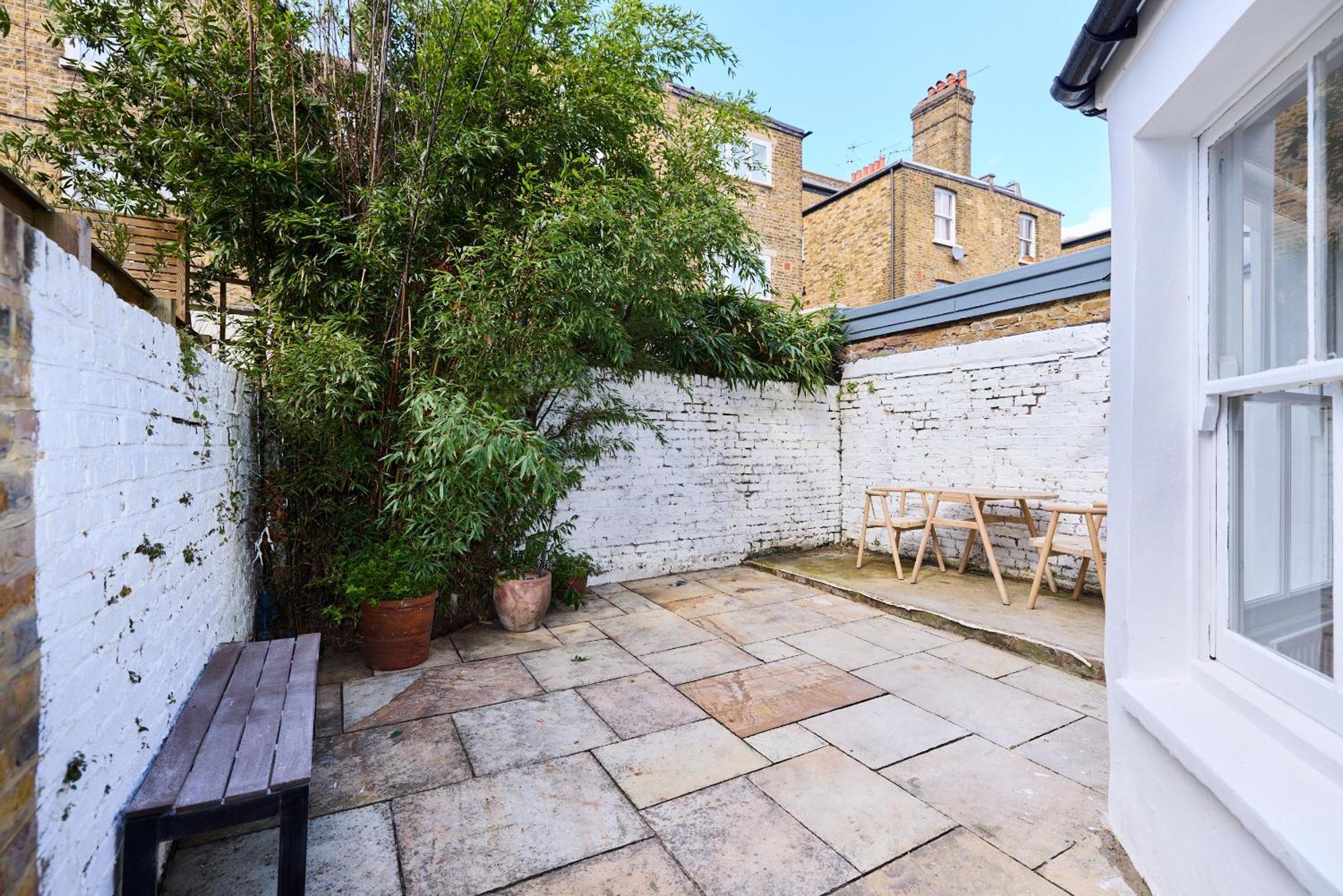 Apartment The Maida Hill Hideout - 2bdr Flat With Courtyard London