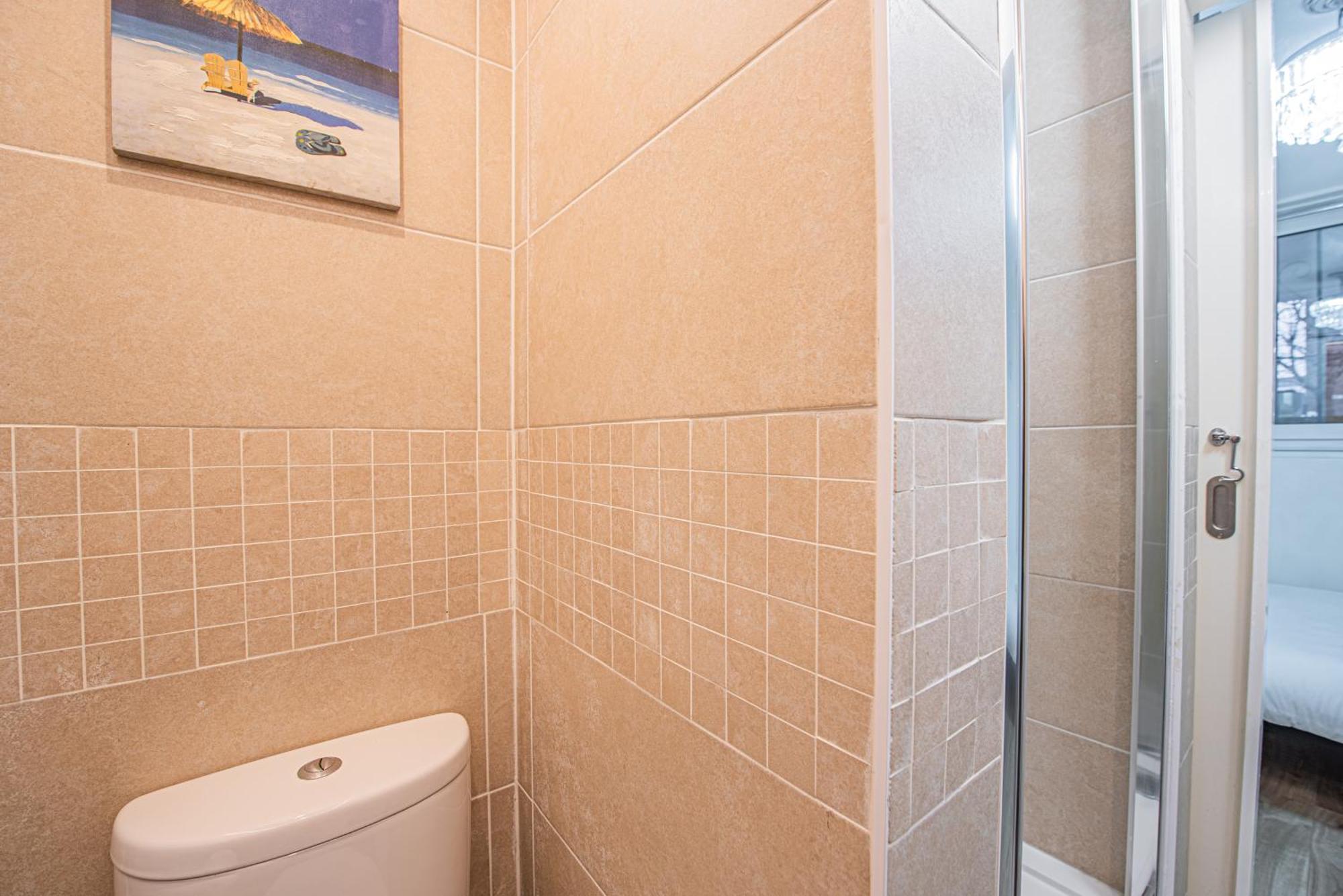 Appartement Lovely 3 Bed House With Garden Londen