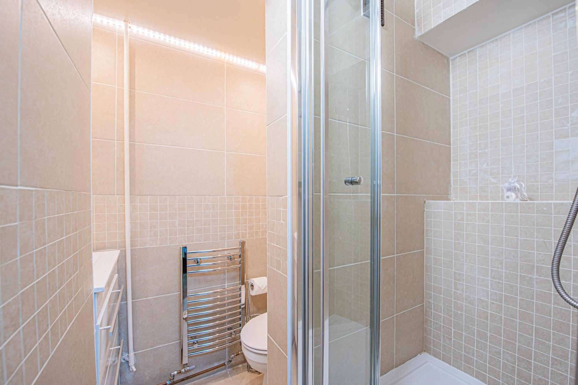 Appartement Lovely 3 Bed House With Garden Londen